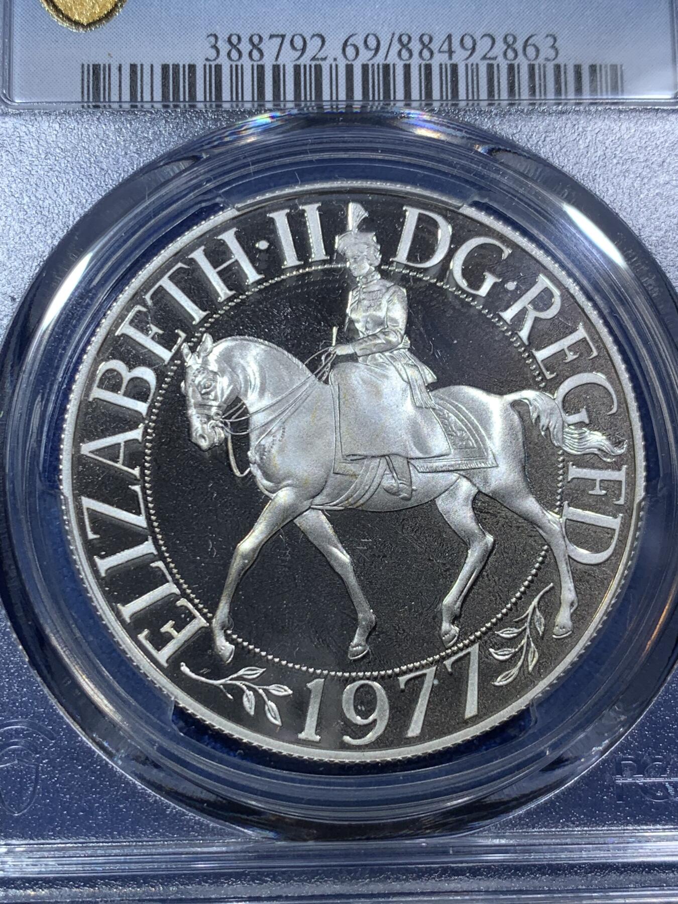 《竞宝斋》第288场-周六， 周日，周一 3场连拍 （全场包邮） PCGS PR69DCAM 英国1977年伊丽莎白二世登基25便士纪念精制大银币 难得69高分