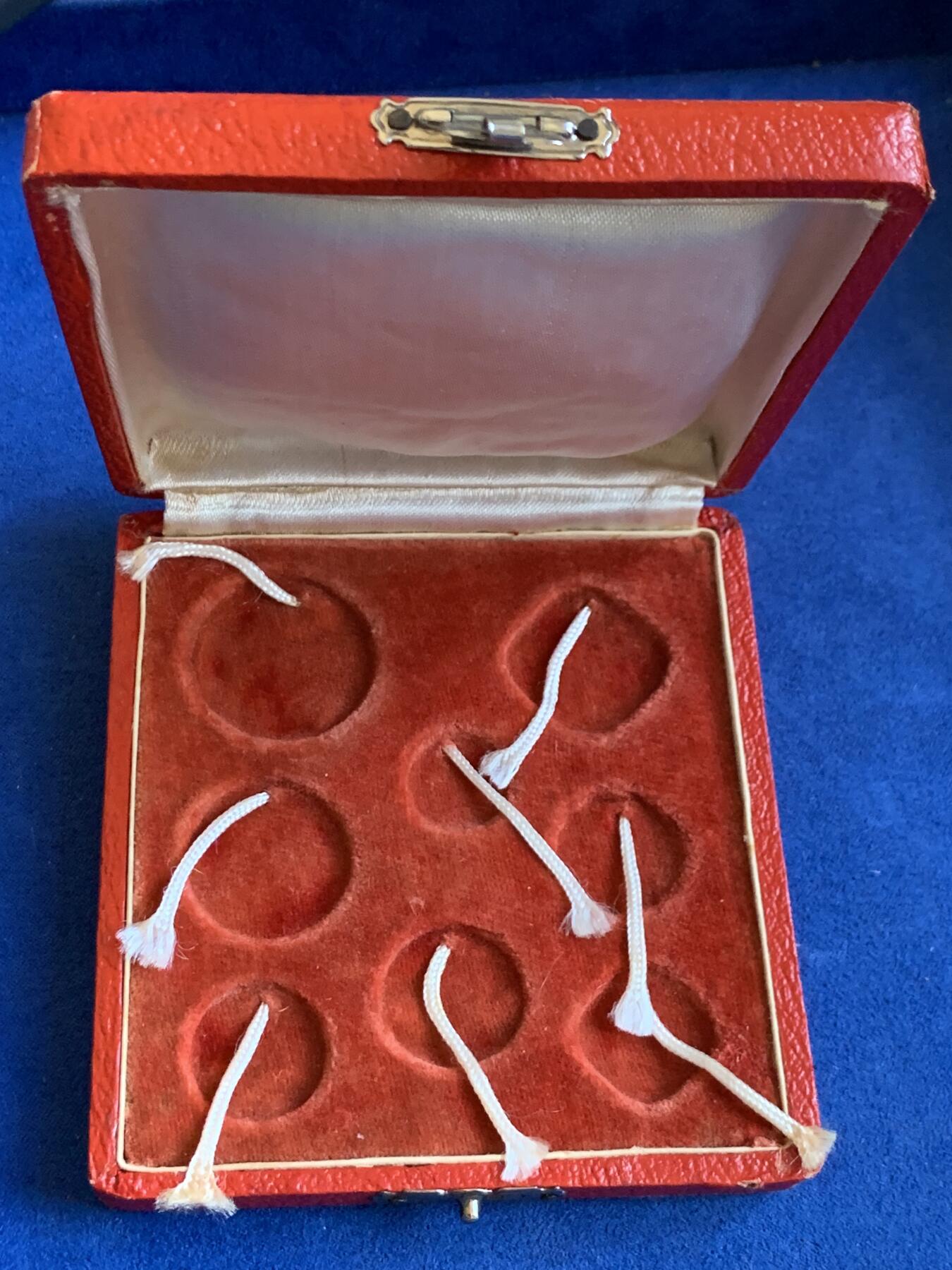 《竞宝斋》第288场-周六， 周日，周一 3场连拍 （全场包邮） 巴基斯坦8枚原盒套币 1948-1953年类精制PL套币