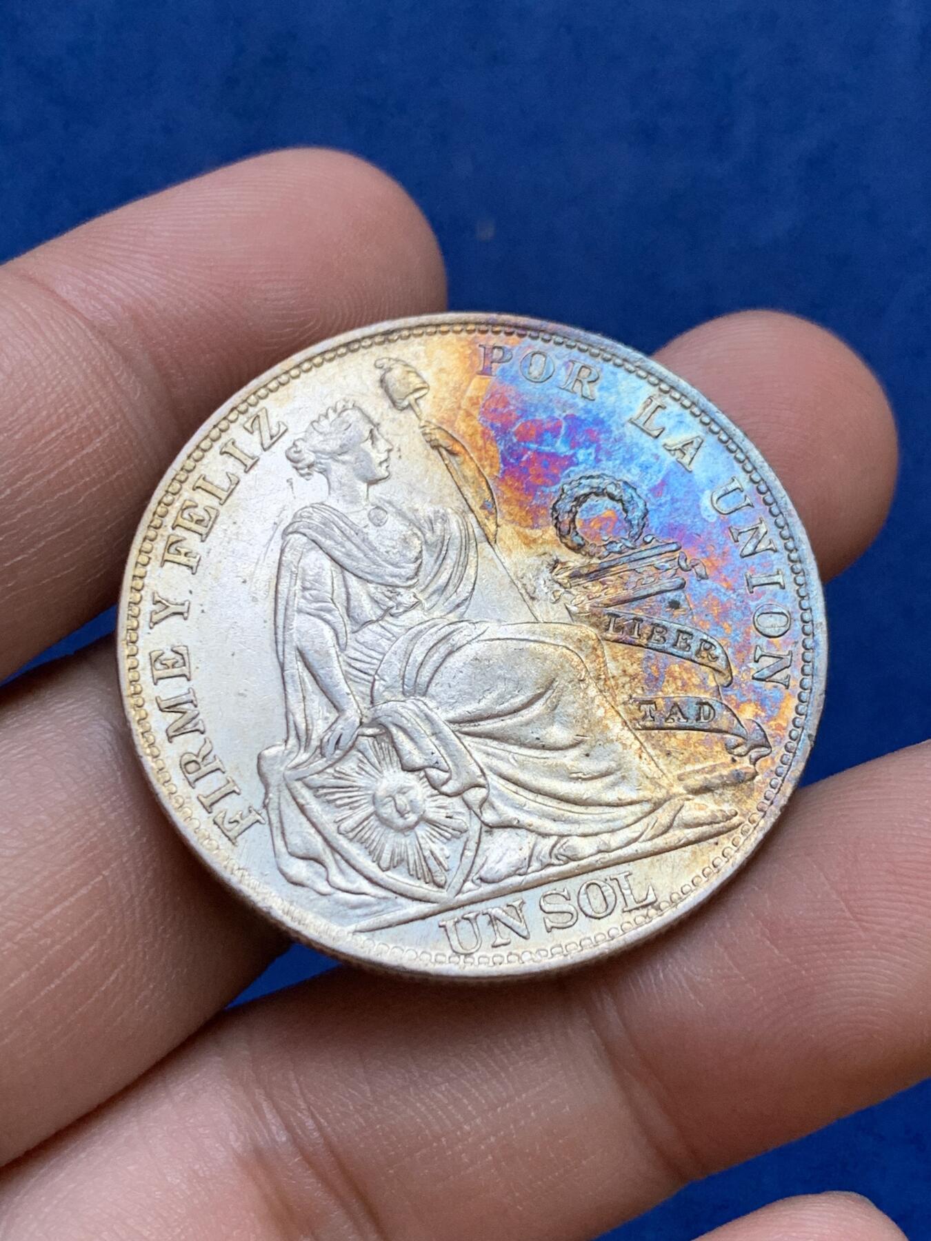 《竞宝斋》第288场-周六， 周日，周一 3场连拍 （全场包邮） 秘鲁1914年坐人女神1索尔银币