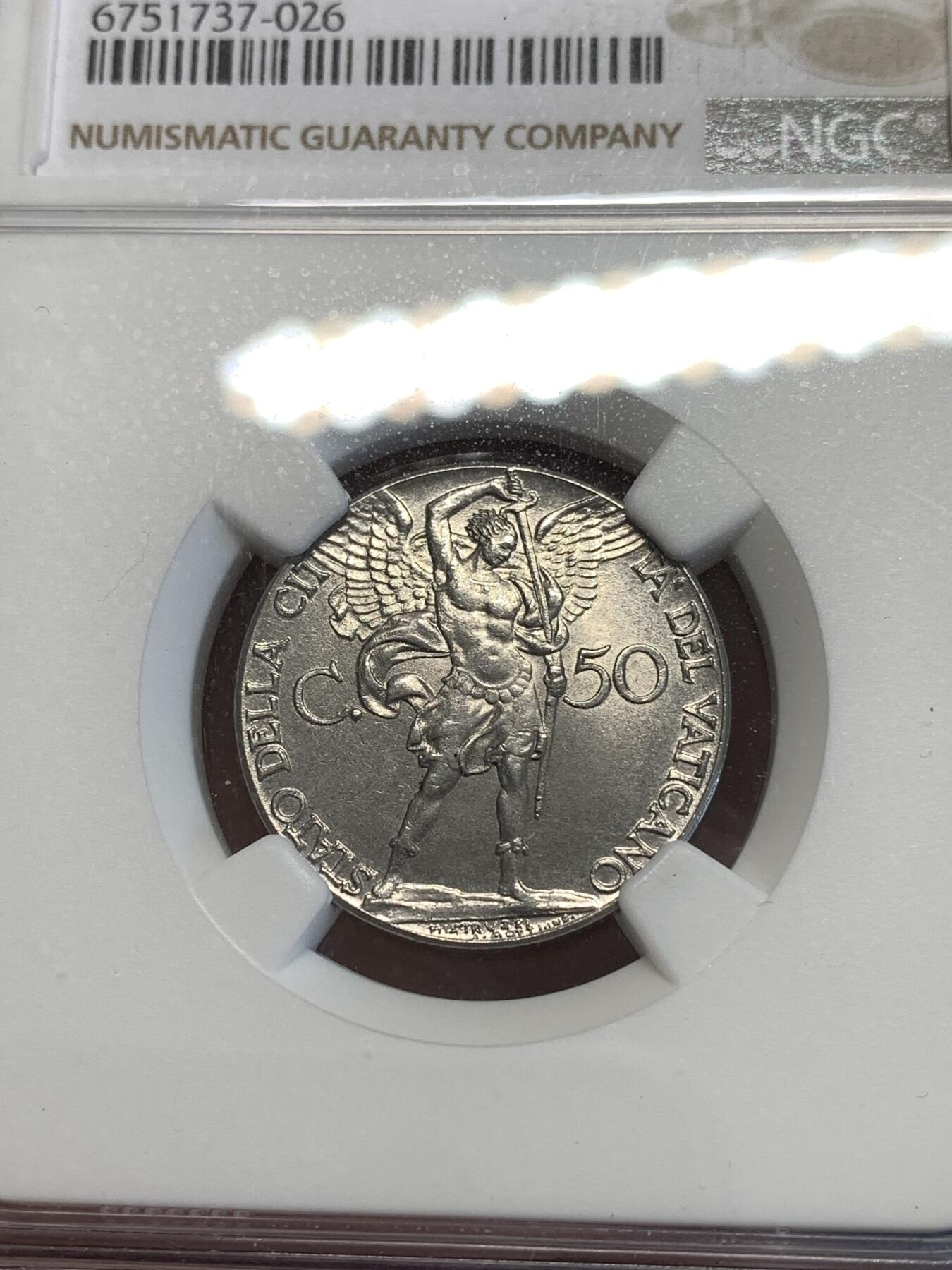 《竞宝斋》第288场-周六， 周日，周一 3场连拍 （全场包邮） NGC MS65 梵蒂冈1941年大天使50分 自藏高分