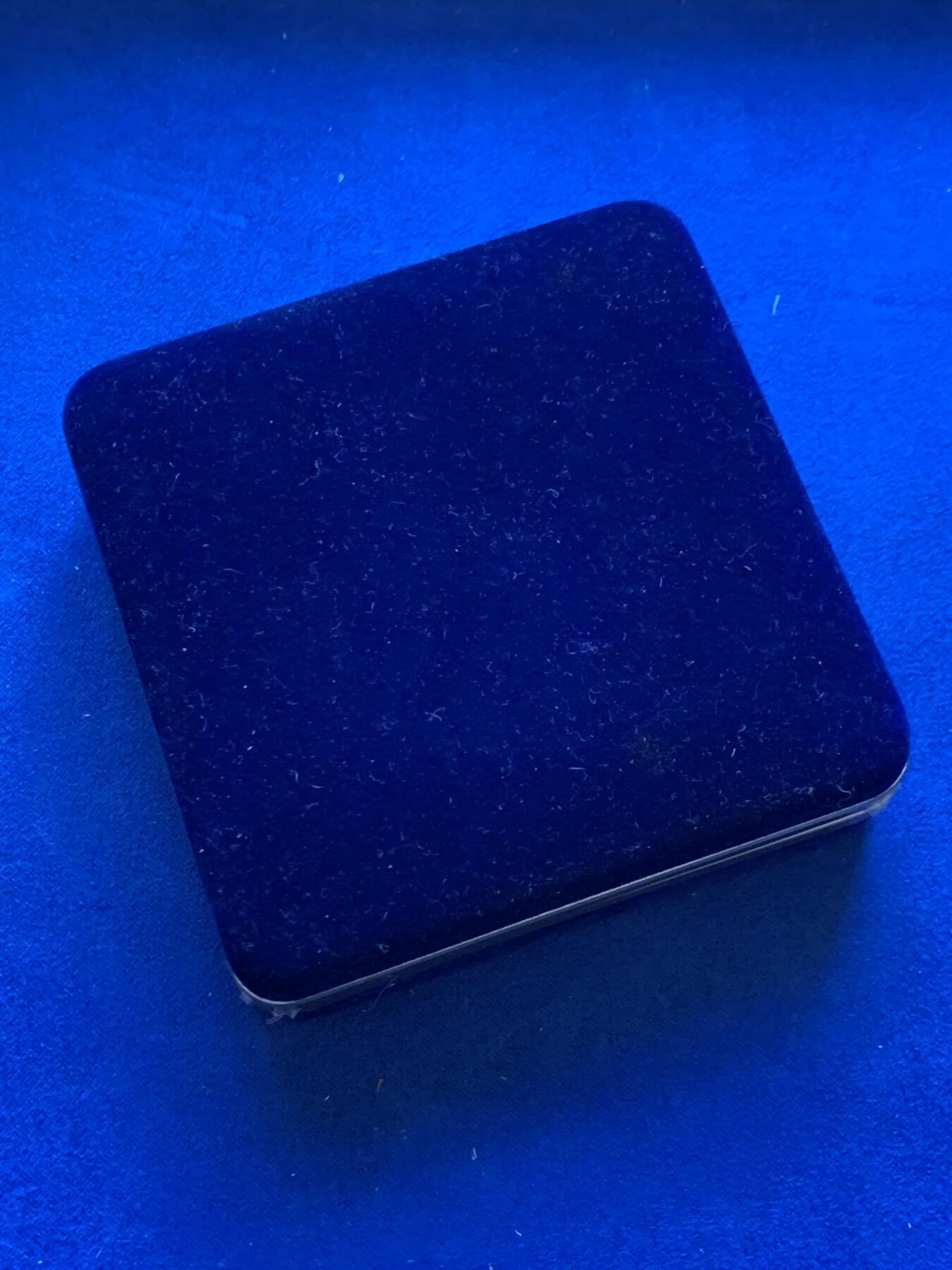 《竞宝斋》第288场-周六， 周日，周一 3场连拍 （全场包邮） 中国台湾省1997年二二八事件50周年纪念银币 带原盒原封袋