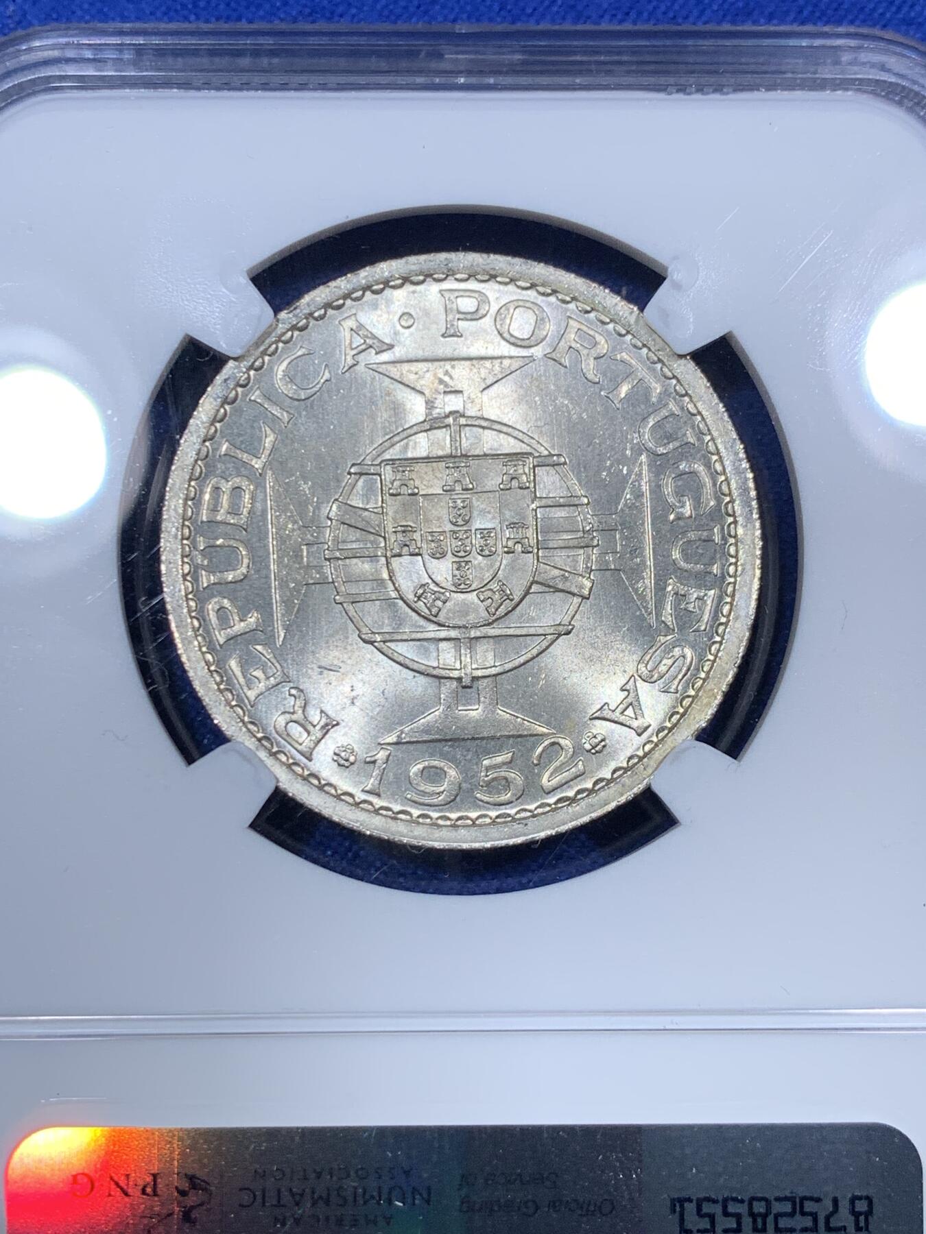 《竞宝斋》第288场-周六， 周日，周一 3场连拍 （全场包邮） NGC MS65 中国 澳门 1952年 五元 银币