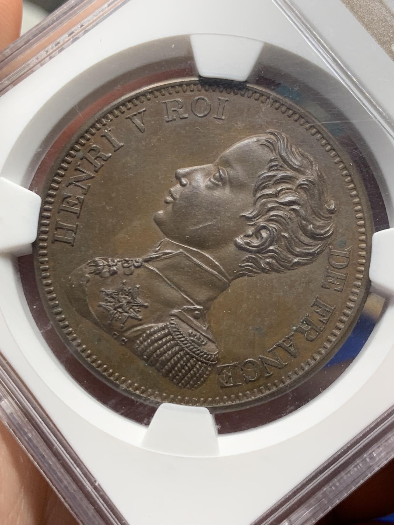 《竞宝斋》第288场-周六， 周日，周一 3场连拍 （全场包邮） NGC MS63BN 法国1830年亨利五世5法郎铜样币  丝滑巧克力，老N盒保障。仅仅在位7天的小国王，铸造精良，意义非凡。银样MS已过五位数，铜样极富潜力