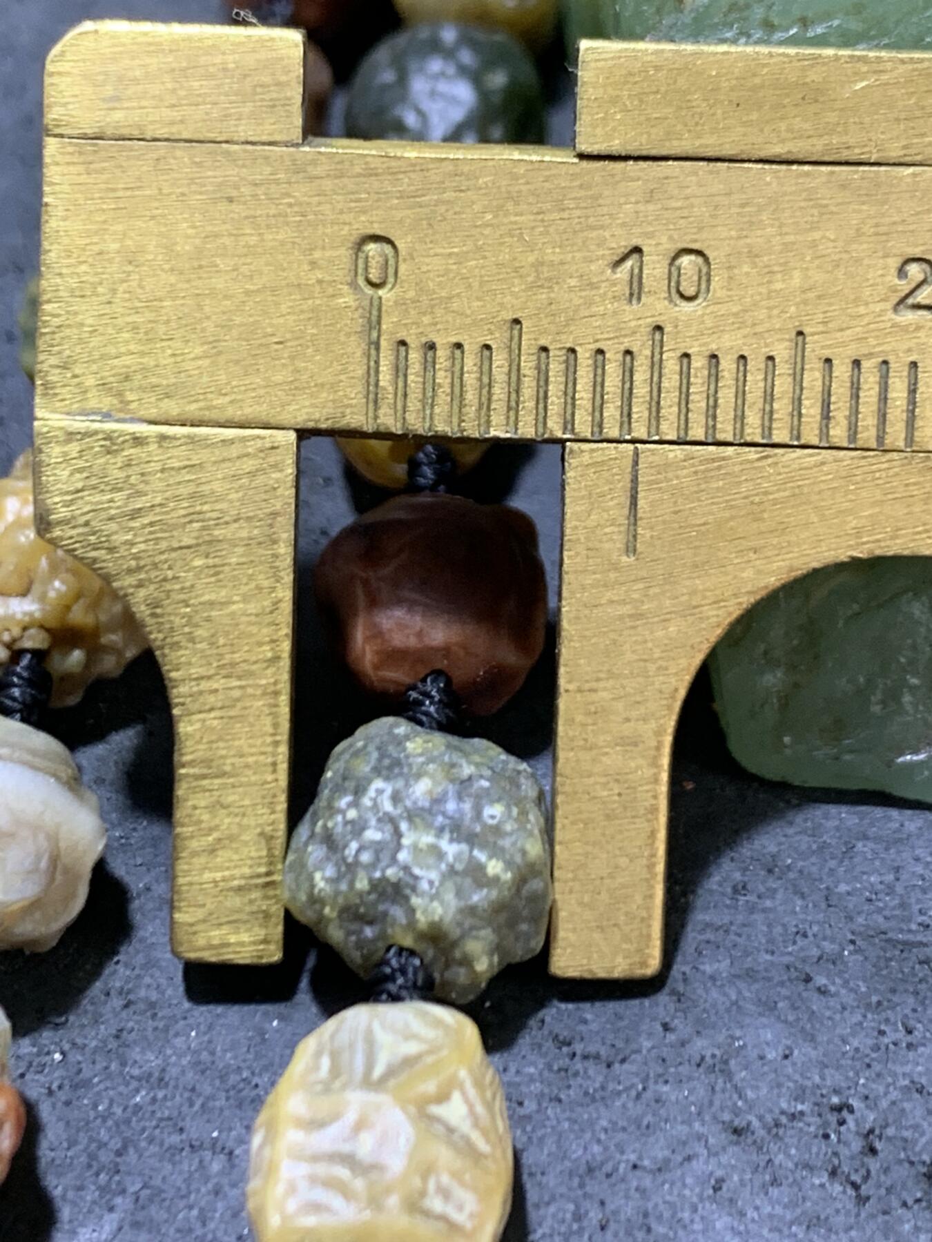 精美阿拉善筋脉玛瑙罕见绿筋脉吊坠长款项链一条