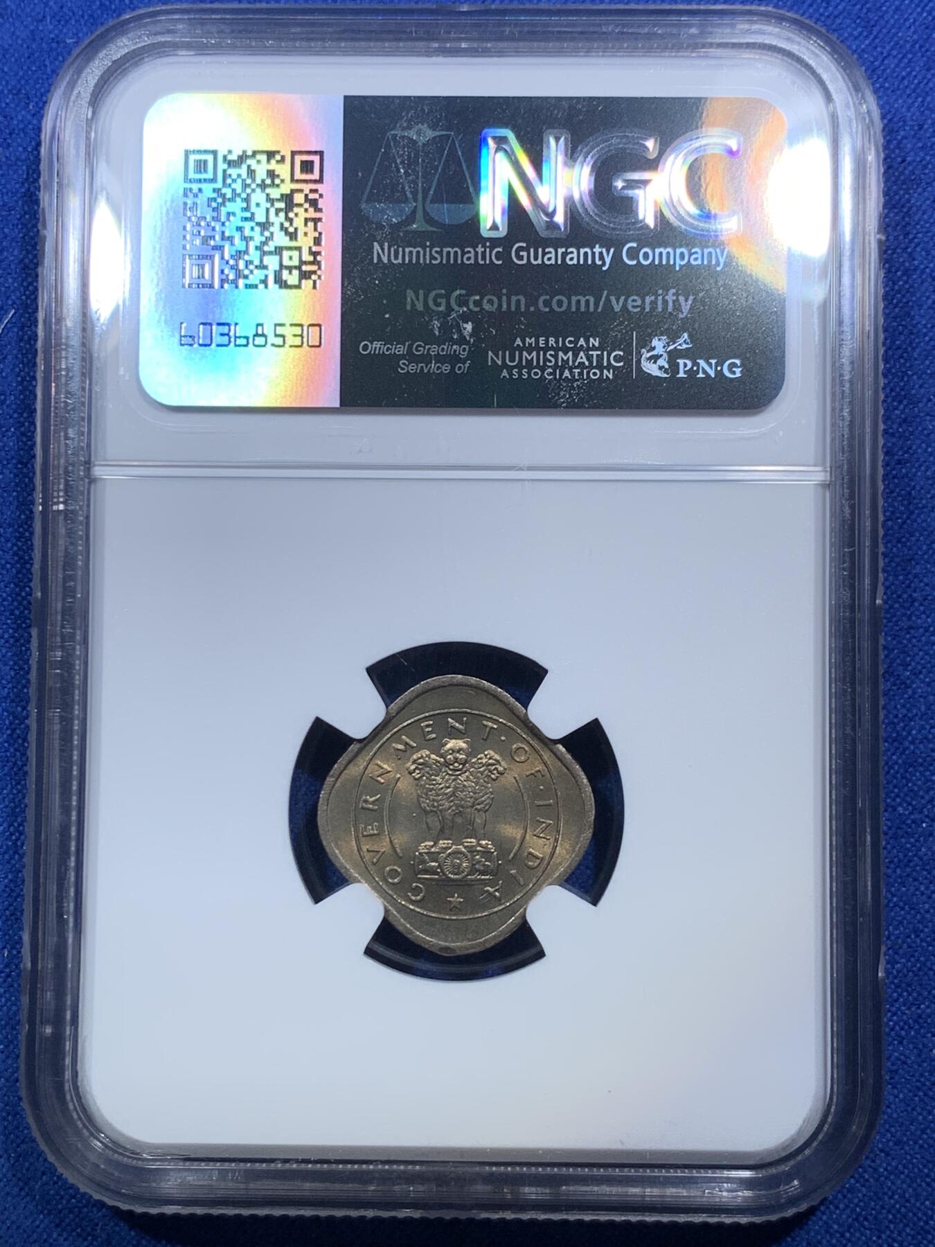 《竞宝斋》第288场-周六， 周日，周一 3场连拍 （全场包邮） NGC MS63 印度1950年1/2安娜瘤牛铜镍币