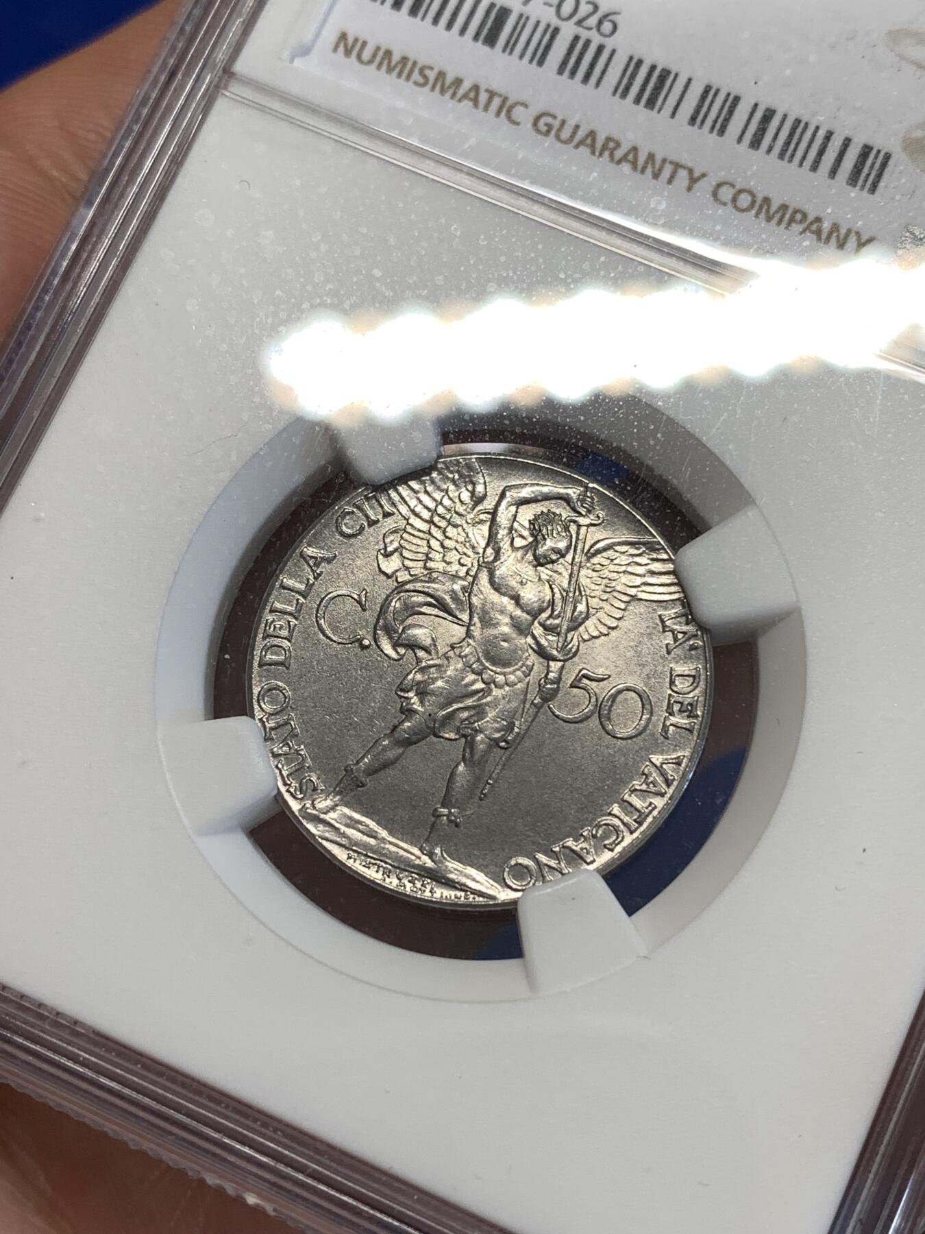 《竞宝斋》第288场-周六， 周日，周一 3场连拍 （全场包邮） NGC MS65 梵蒂冈1941年大天使50分 自藏高分