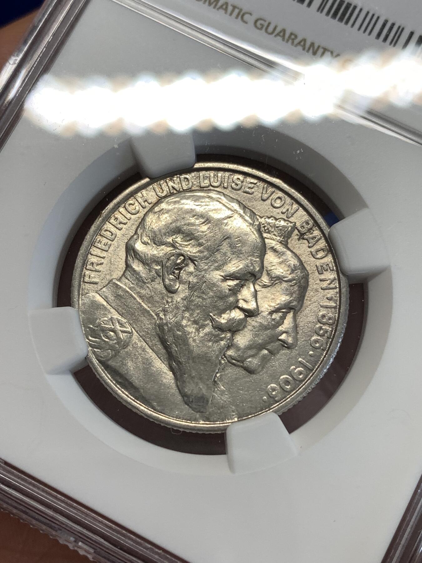 《竞宝斋》第288场-周六， 周日，周一 3场连拍 （全场包邮） NGC UNC 巴登1906金婚2马克纪念银币 转光不错 严评无分 性价比高