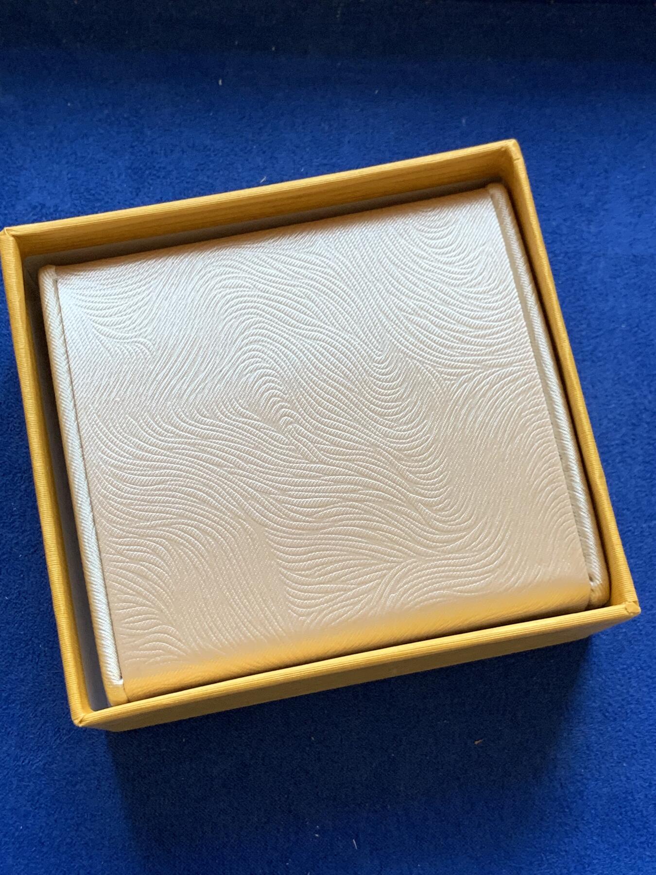 《竞宝斋》第288场-周六， 周日，周一 3场连拍 （全场包邮） 中国台湾省2016年第十四任正副省长就职纪念银币1盎司大银币 盒证齐全 热门题材