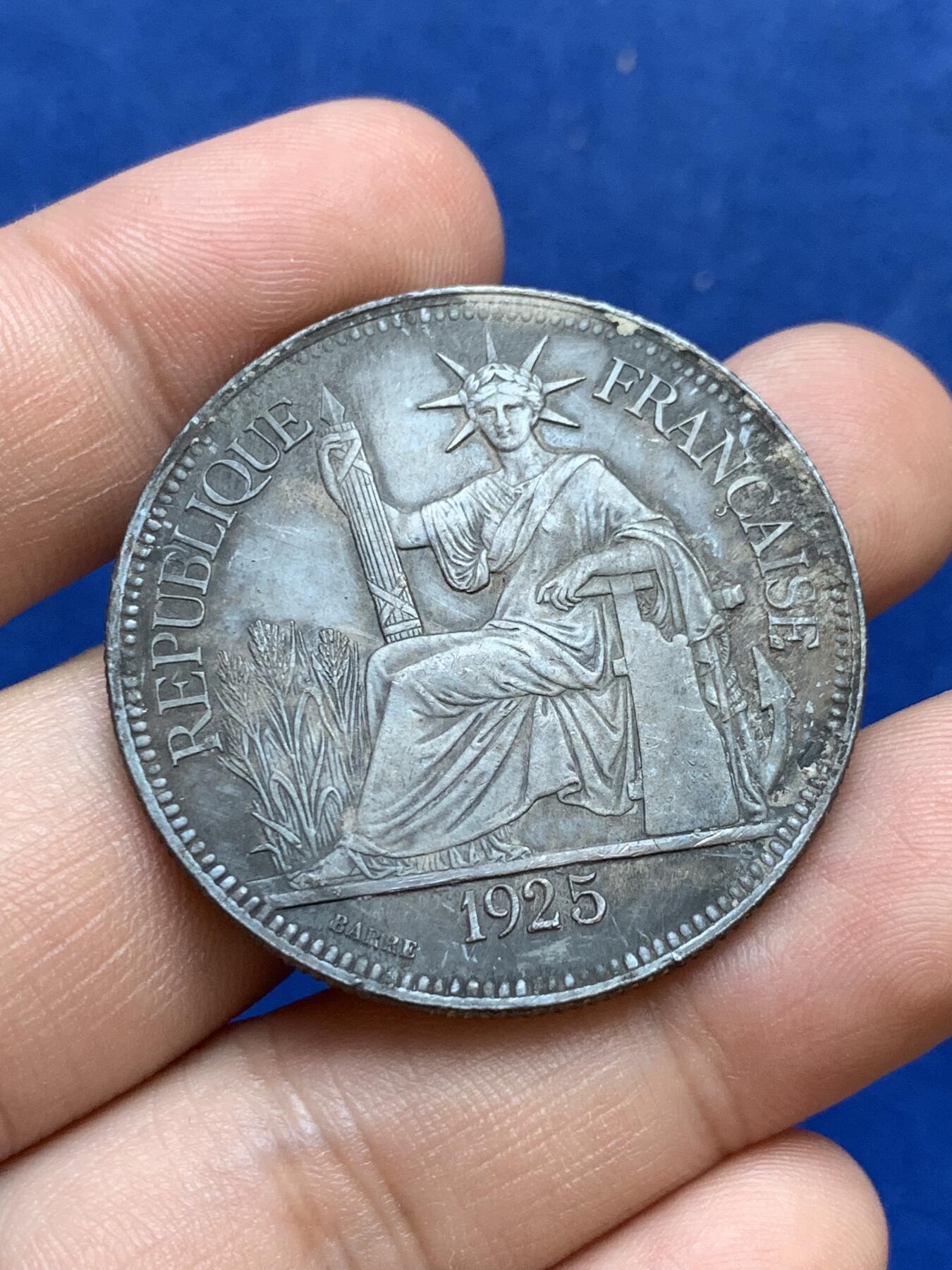 《竞宝斋》第288场-周六， 周日，周一 3场连拍 （全场包邮） 法属印支1925年坐洋1皮阿斯特银币