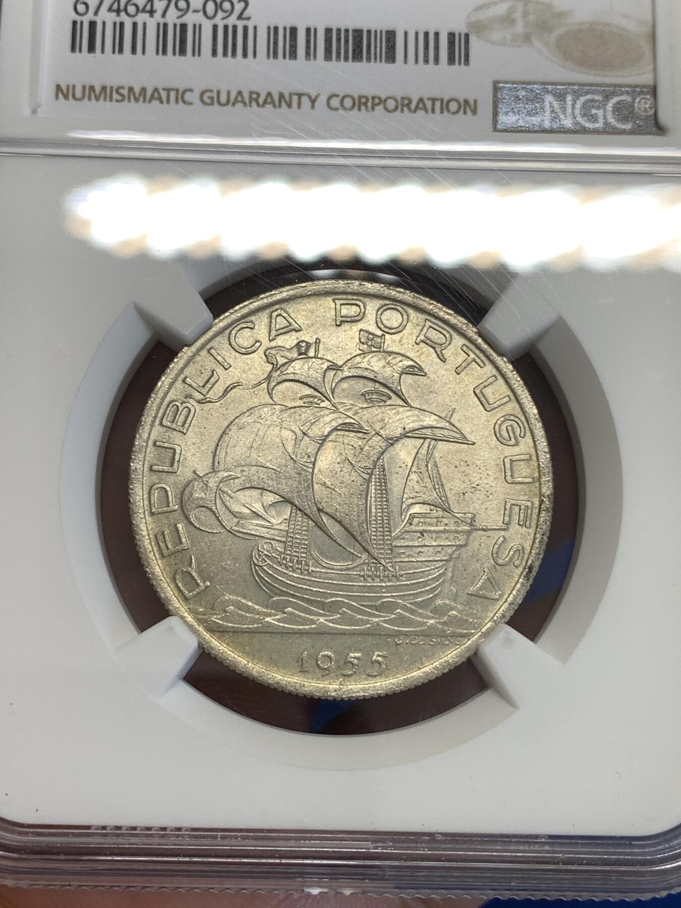 《竞宝斋》第288场-周六， 周日，周一 3场连拍 （全场包邮） NGC MS64 葡萄牙1955年大帆船10埃斯库多银币