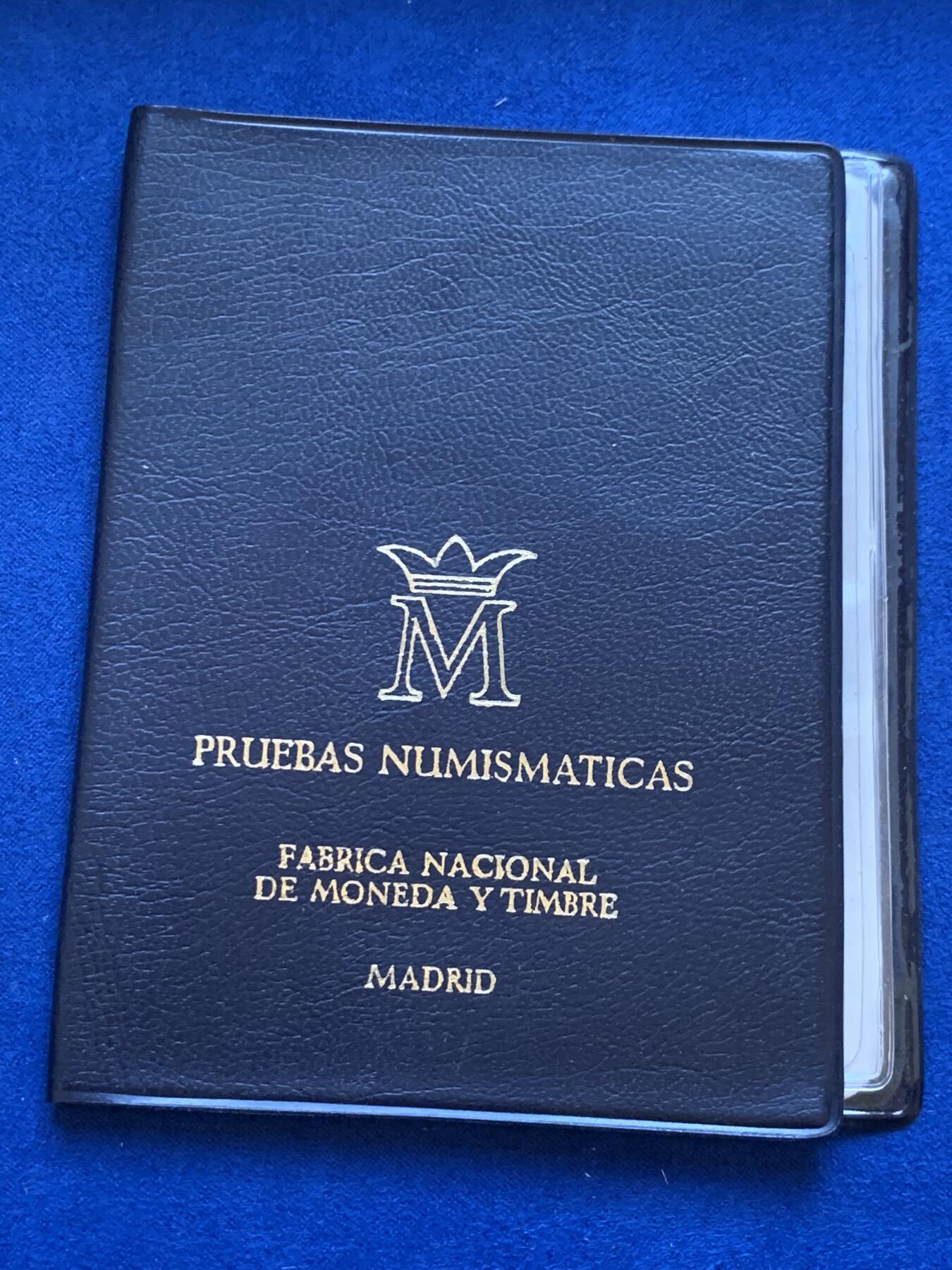 《竞宝斋》第288场-周六， 周日，周一 3场连拍 （全场包邮） 册装 西班牙1975胡安卡洛斯一世4枚装套币