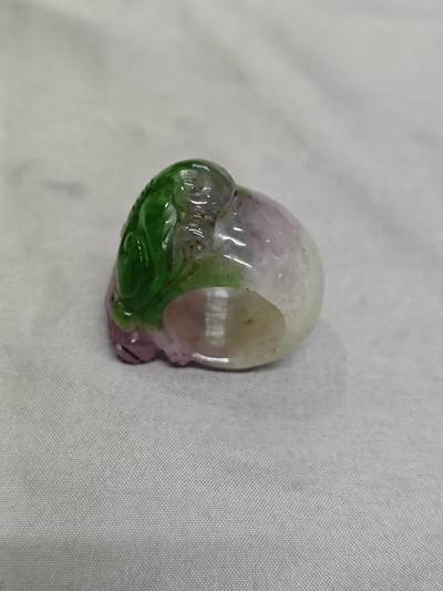 明清天然紫罗兰冰糯种戒指  明清天然紫罗兰冰糯种戒指 