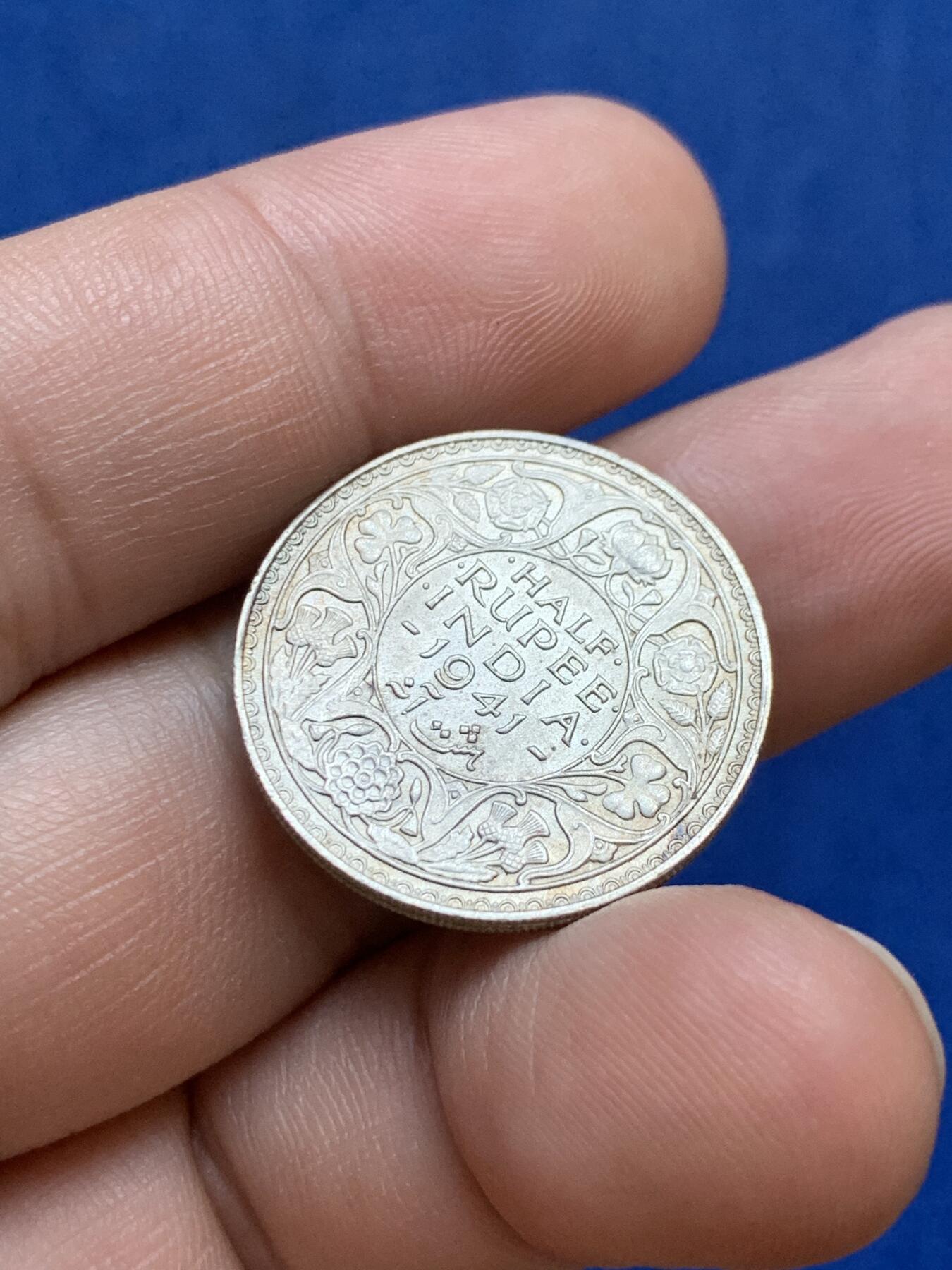 《竞宝斋》第288场-周六， 周日，周一 3场连拍 （全场包邮） 1941年英属印度乔六1/2卢比 带光品