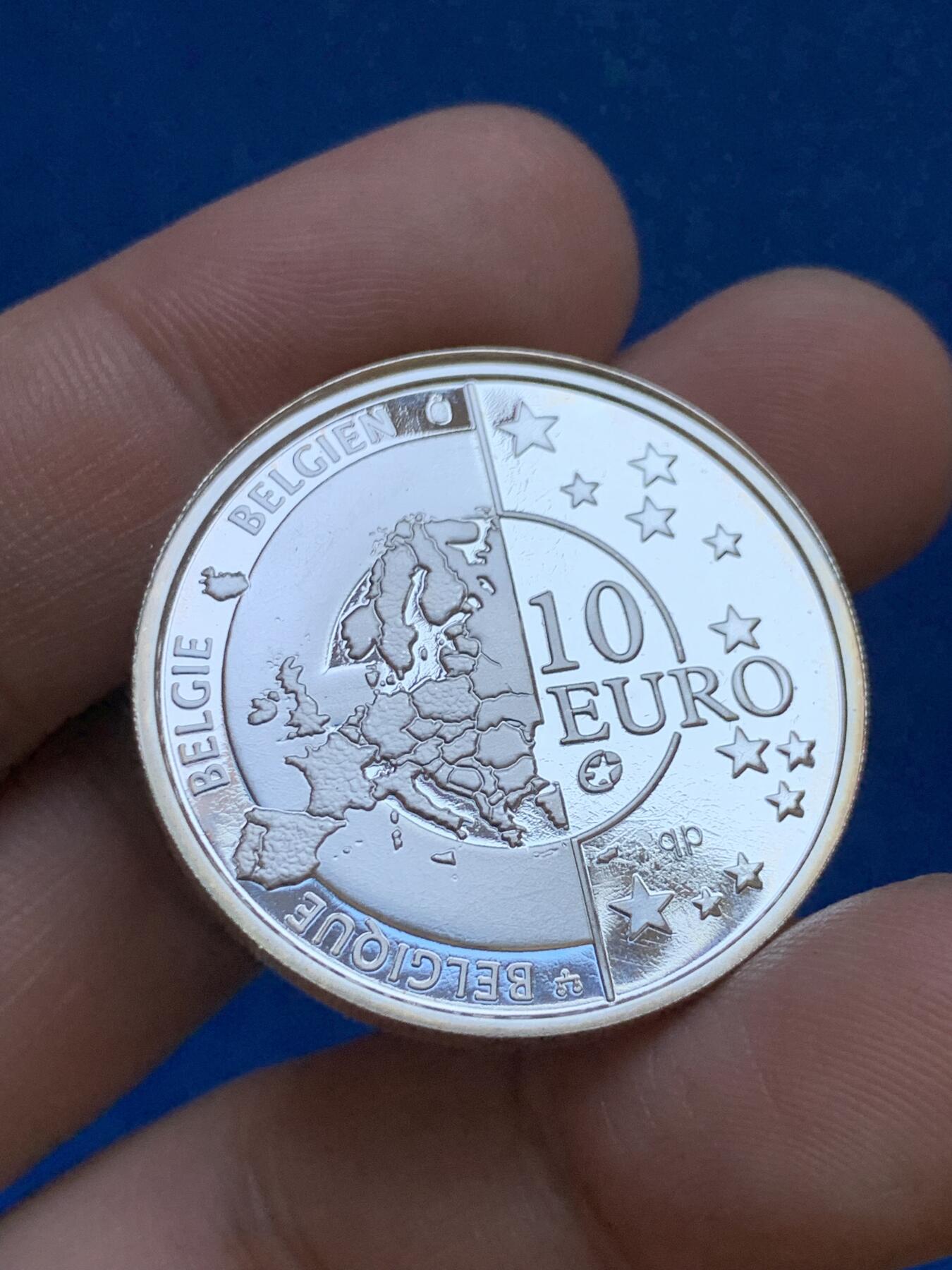 《竞宝斋》第288场-周六， 周日，周一 3场连拍 （全场包邮） 比利时2005年60年和平和自由欧洲之星系列银币10欧元 细节见图