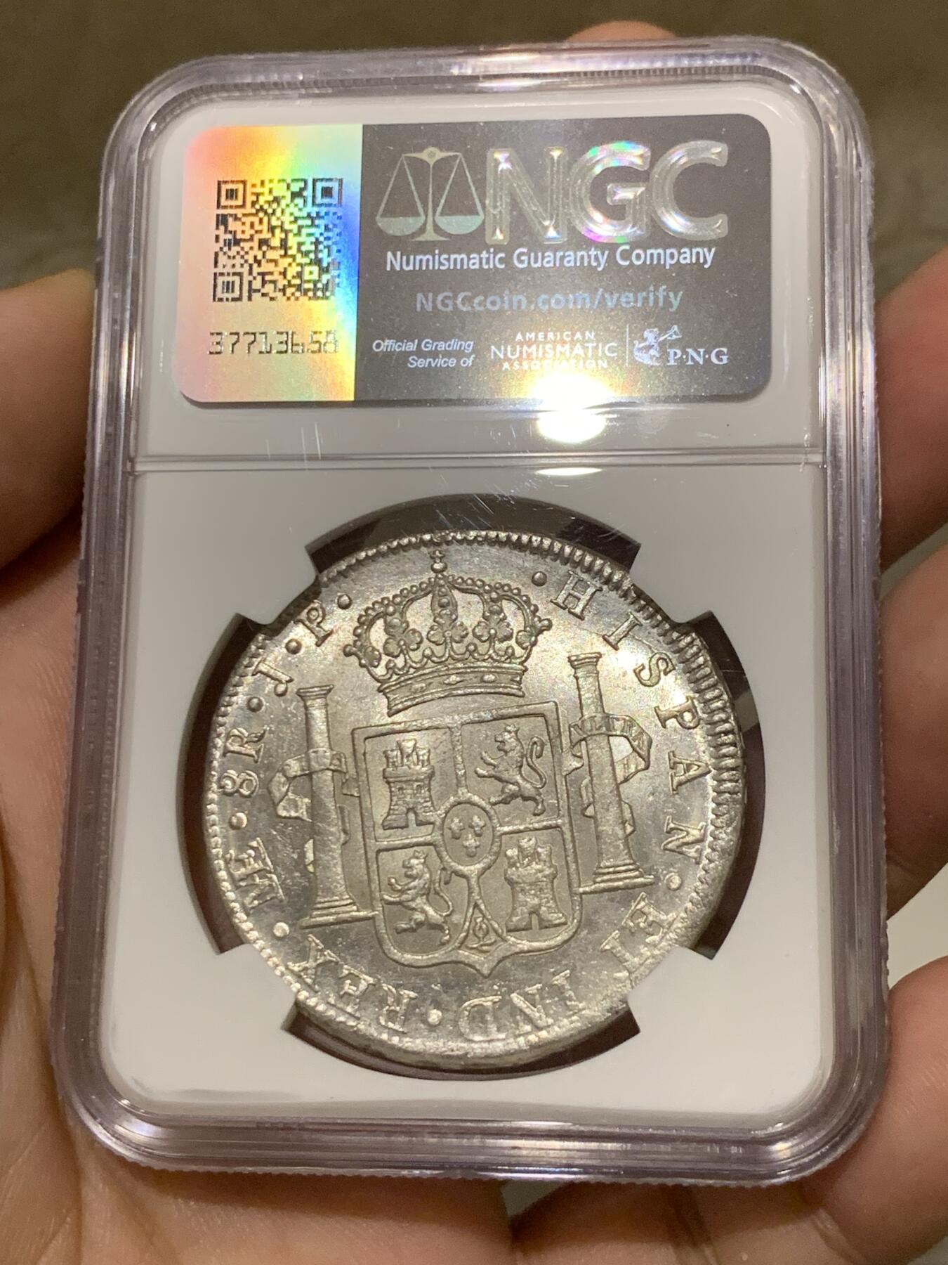 《竞宝斋》第288场-周六， 周日，周一 3场连拍 （全场包邮） NGC MS62+ 1805年秘鲁卡四双柱大银币 全镜面银霜车轮光 观感极佳 只有2枚得到了+号的分数 少见的秘鲁厂非墨西哥