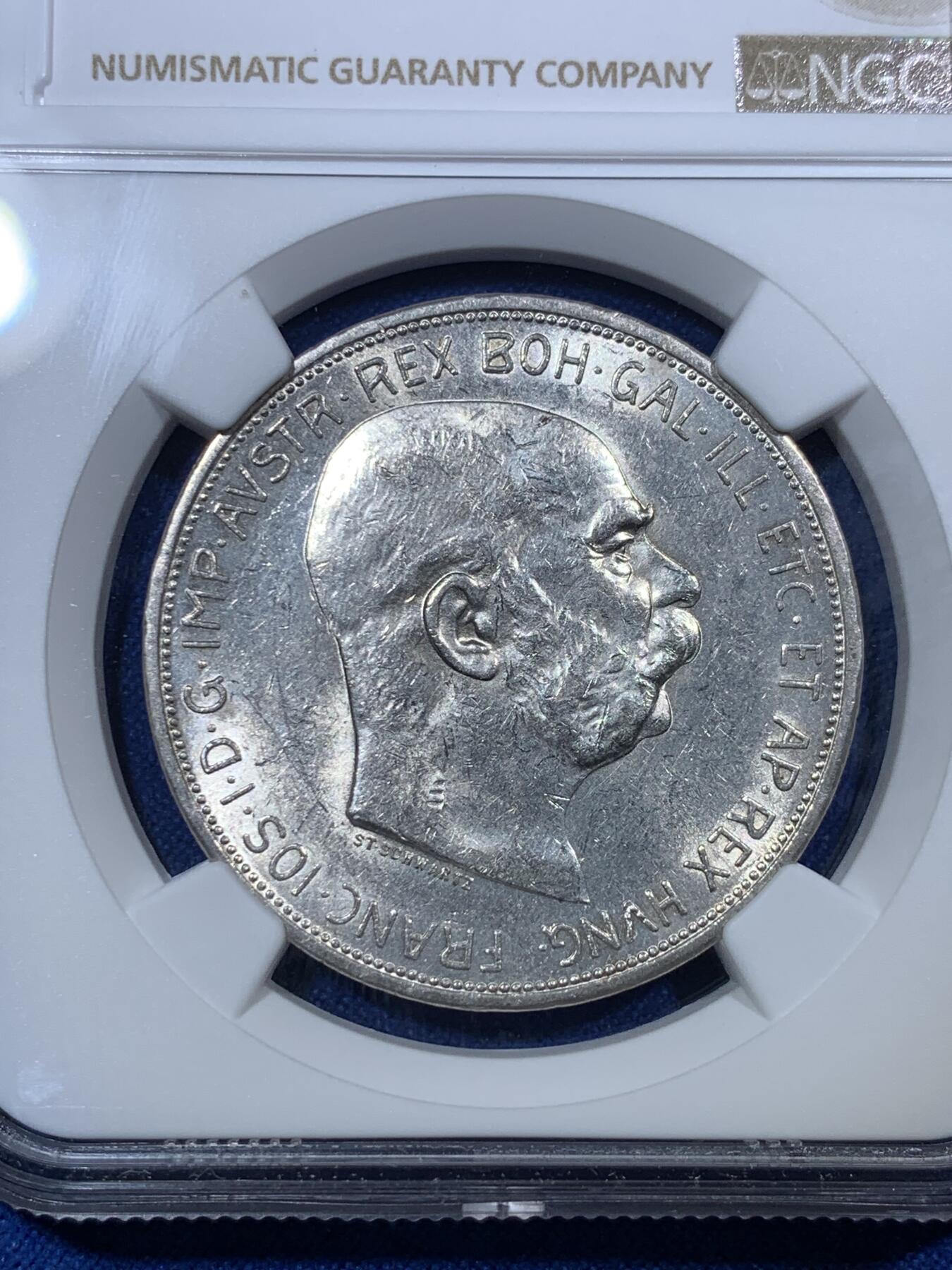 《竞宝斋》第288场-周六， 周日，周一 3场连拍 （全场包邮） NGC UNC 奥地利1909大头版5克朗银币 正面有少许清洗痕迹 背面银光全细节