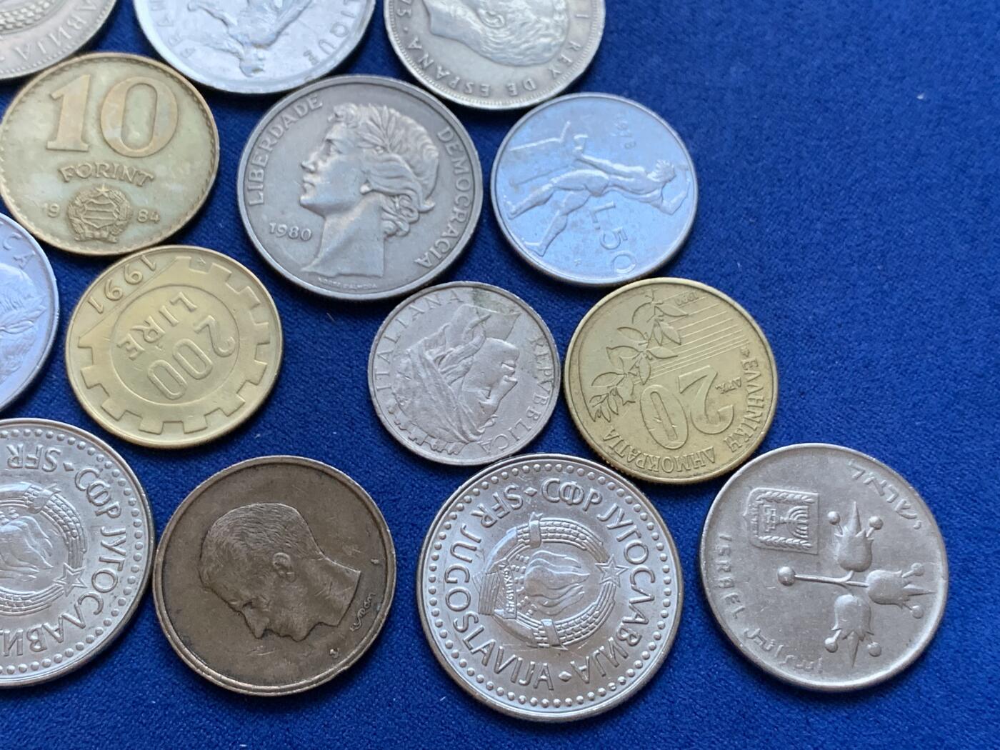 《竞宝斋》第288场-周六， 周日，周一 3场连拍 （全场包邮） 20枚一组 欧洲各国高面值硬币（英、法、意、比、西、葡、希、南斯拉夫、以色列等）