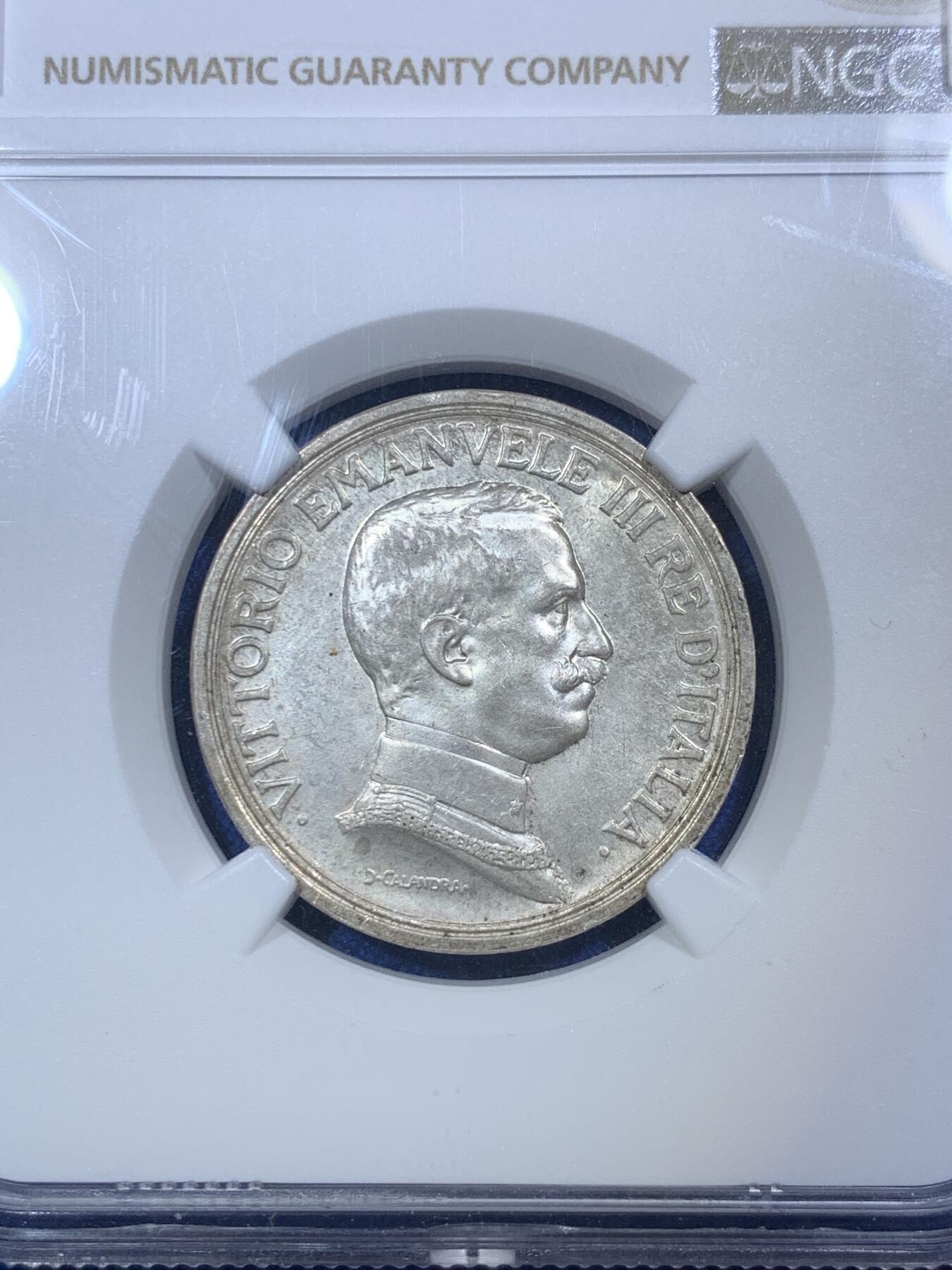 《竞宝斋》第288场-周六， 周日，周一 3场连拍 （全场包邮） NGC MS63 意大利1914年埃曼努埃莱三世四驾马车2里拉