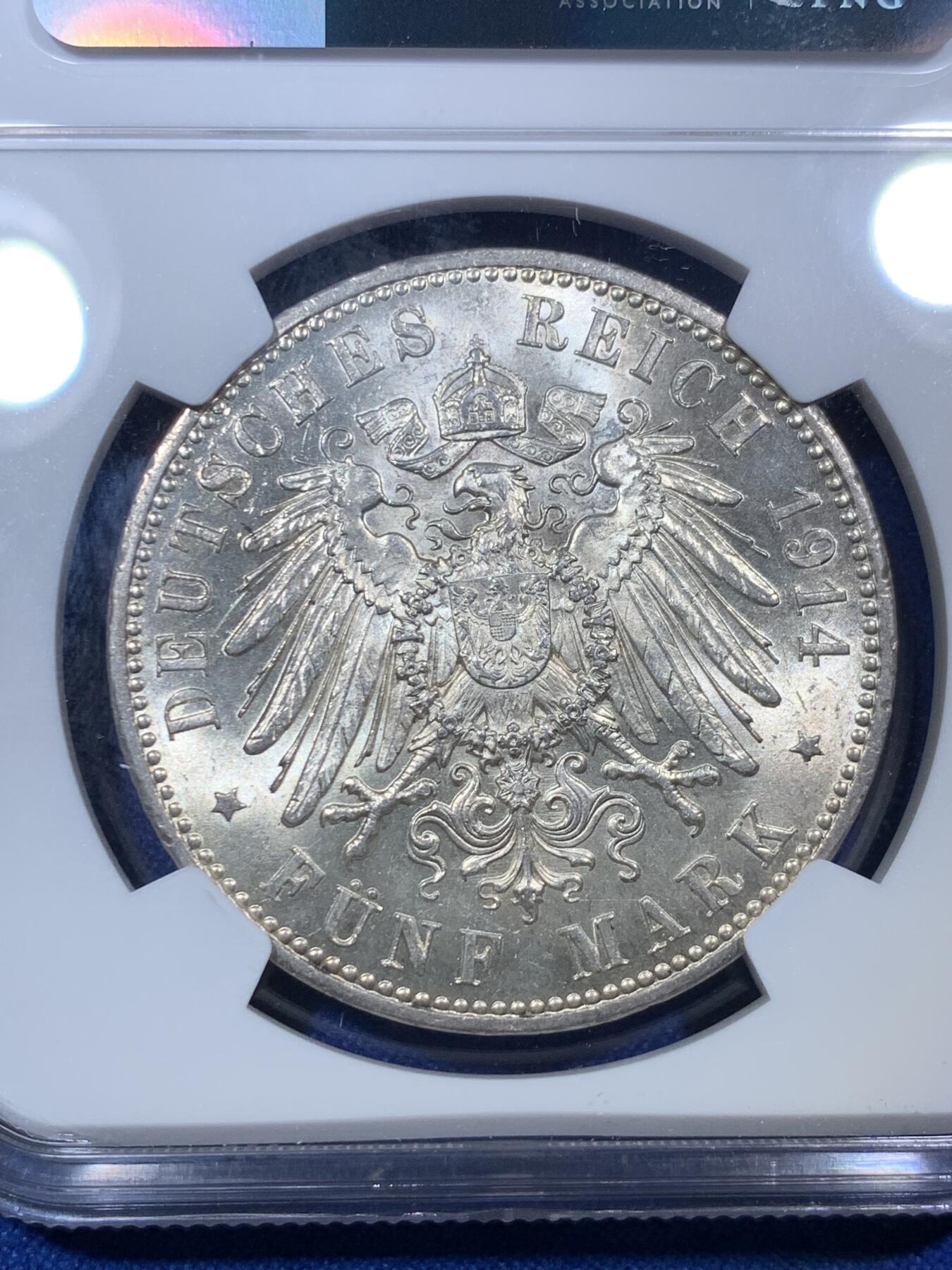 《竞宝斋》第288场-周六， 周日，周一 3场连拍 （全场包邮） NGC AU55 德国 普鲁士1914年威廉二世5马克 光感很好