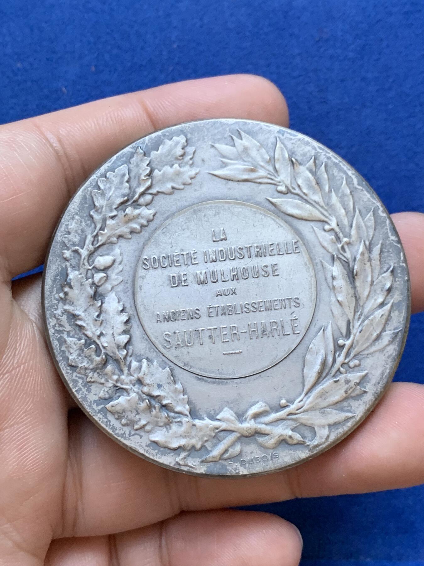 《竞宝斋》第288场-周六， 周日，周一 3场连拍 （全场包邮） 法国第三共和国工业银章 UNC好品 大尺寸 直径57mm 重93克 号角边铭 配有完好原盒