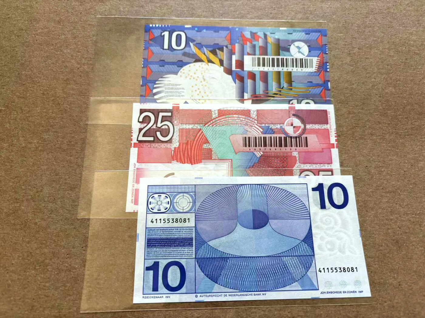 【Blue Auction】✨世界纸币精拍第502期【精】 【一组3张含无47】荷兰10-25盾一组 全新UNC