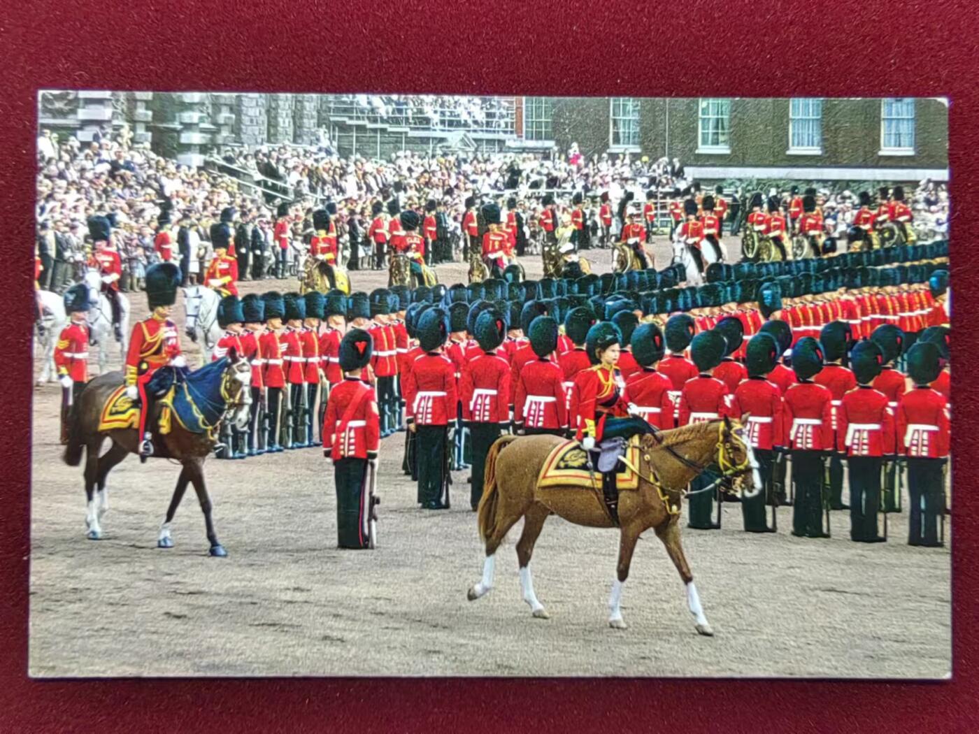 联合阁邮币社™ ——“多国明信片专场” 伊丽莎白二世 阅兵