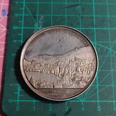 欧洲章牌艺术 周五九点 少见品种1883年德国巴登城市景观大银章