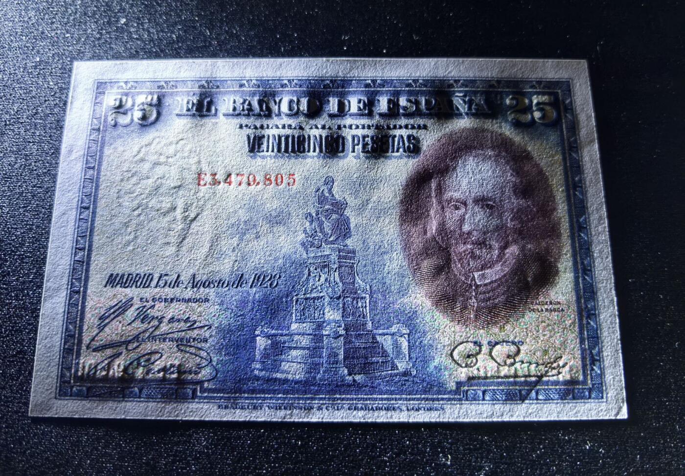 收藏联盟Quantum Auction 第360期拍卖  西班牙1928年25比塞塔 品相UNC 边角微瑕 
