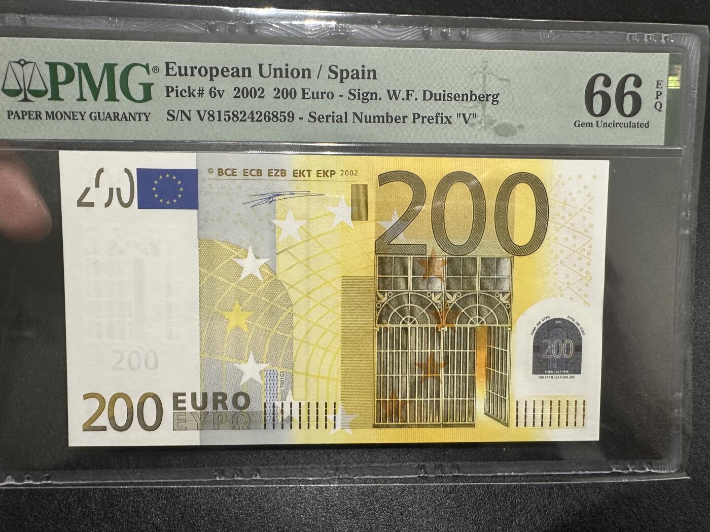 《外钞收藏家》第三百九十四期 2002年 一签 200欧元 PMG66 西班牙