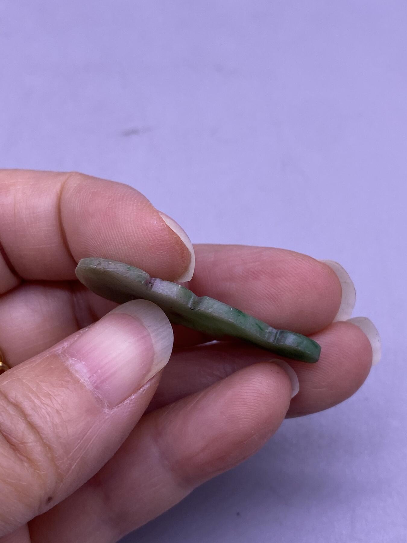老翡翠蝙蝠，尺寸3.4*1.9厘米，品相如图，168包快递
