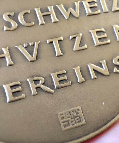 欧洲章牌艺术 周五九点 瑞士射击节百年铜章1924原盒