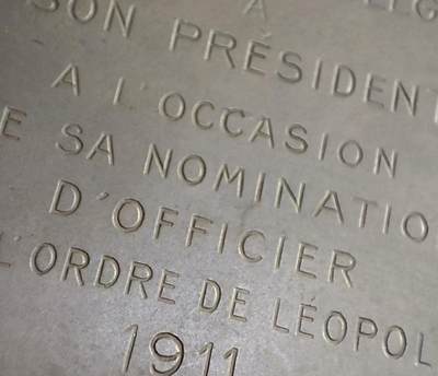 欧洲章牌艺术 周五九点 比利时1911人物矩形铜章