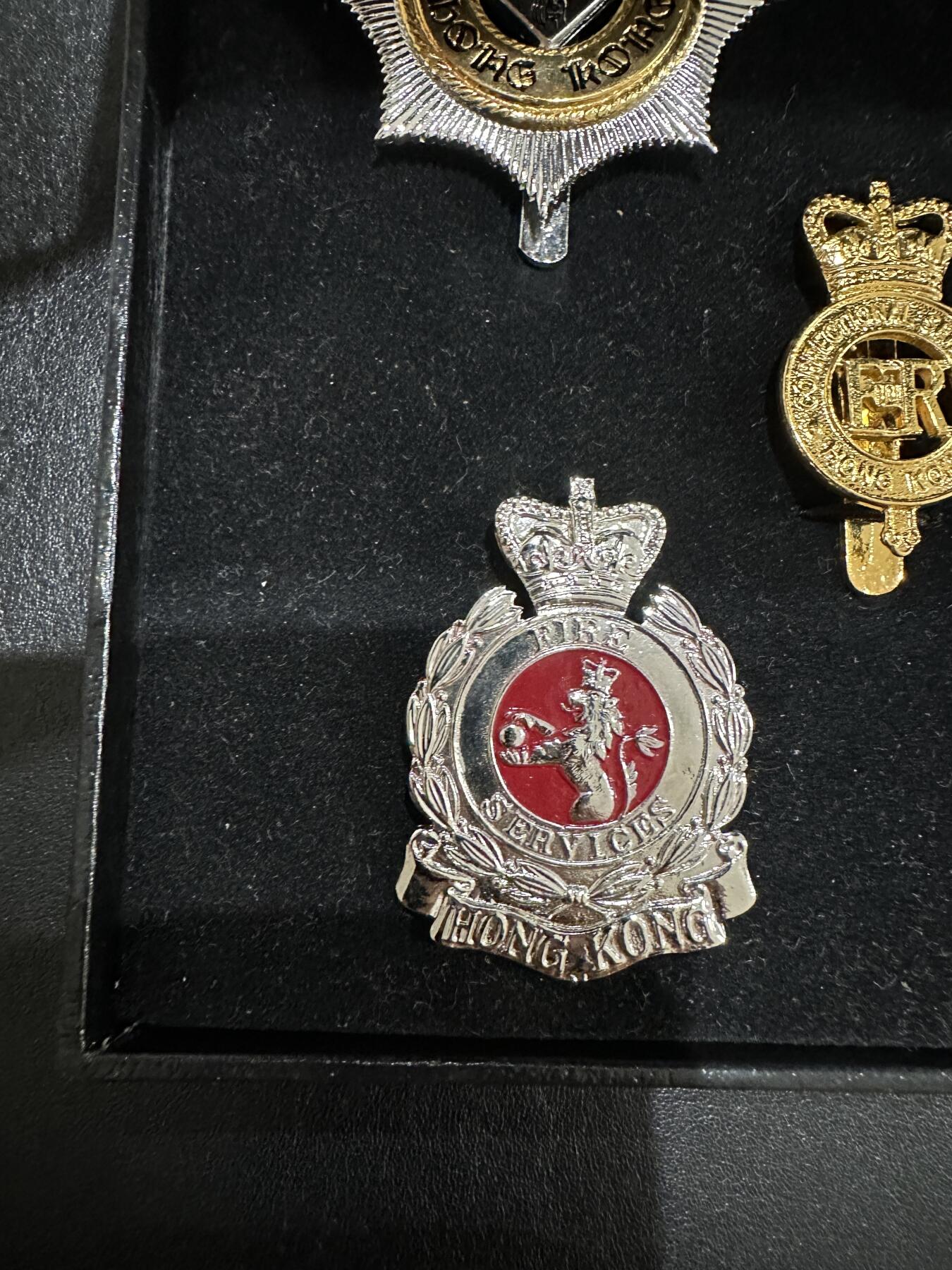 《外钞收藏家》第三百九十期 香港殖民地時期 皇家五大紀律部隊帽徽 絕版珍藏