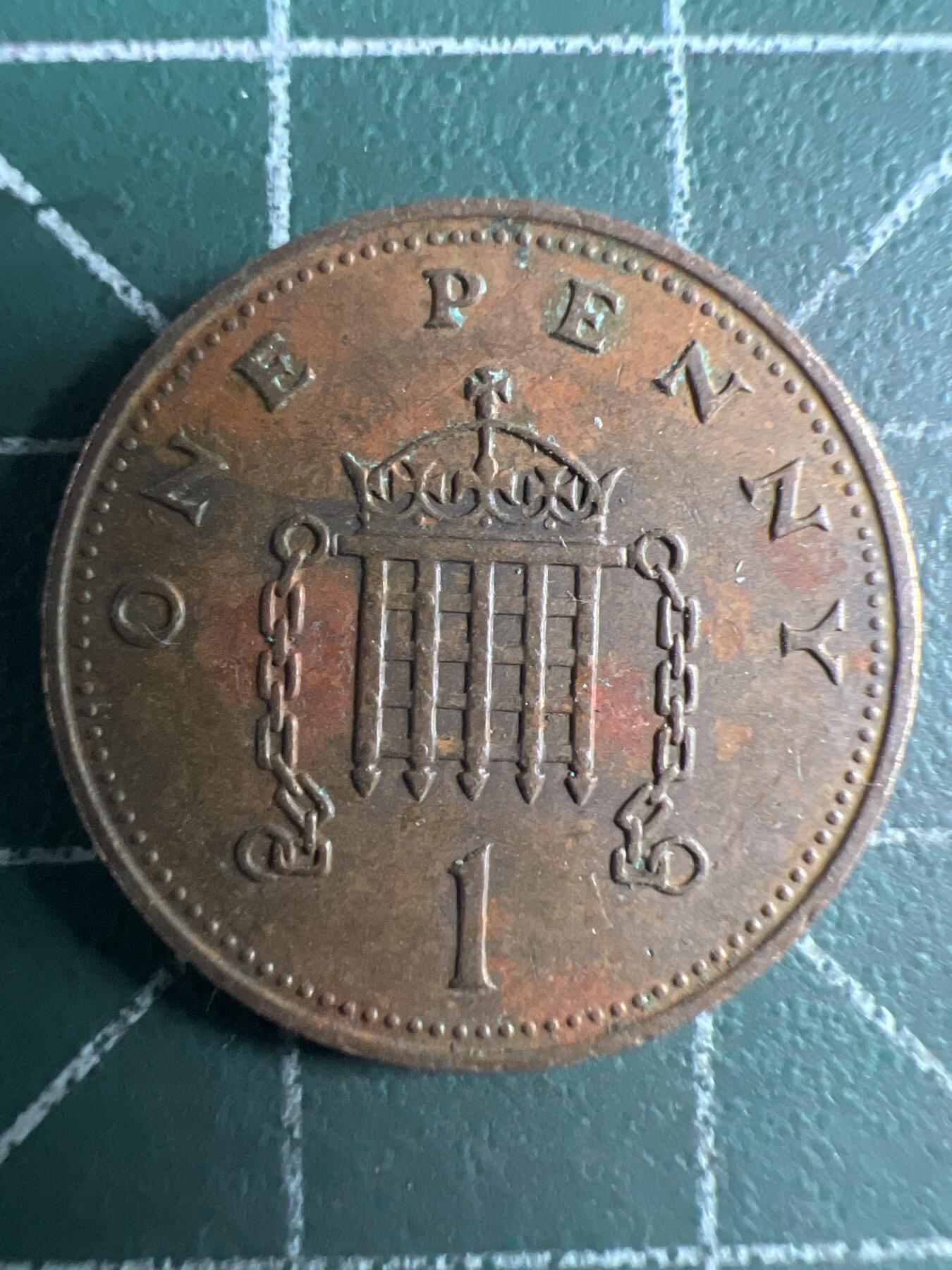 第650期 硬币专场 （无押金，捡漏，全场50包邮，偏远地区除外，接收代拍业务，本店十天发一次货） 英国1便士 高冠