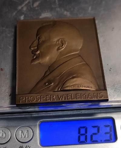 欧洲章牌艺术 周五九点 比利时1911人物矩形铜章