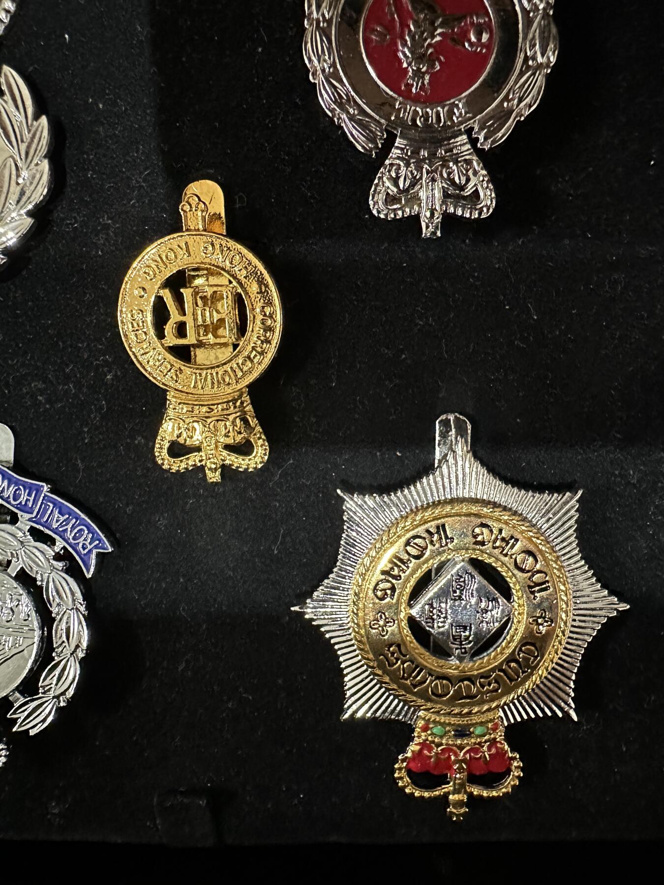 《外钞收藏家》第三百九十期 香港殖民地時期 皇家五大紀律部隊帽徽 絕版珍藏