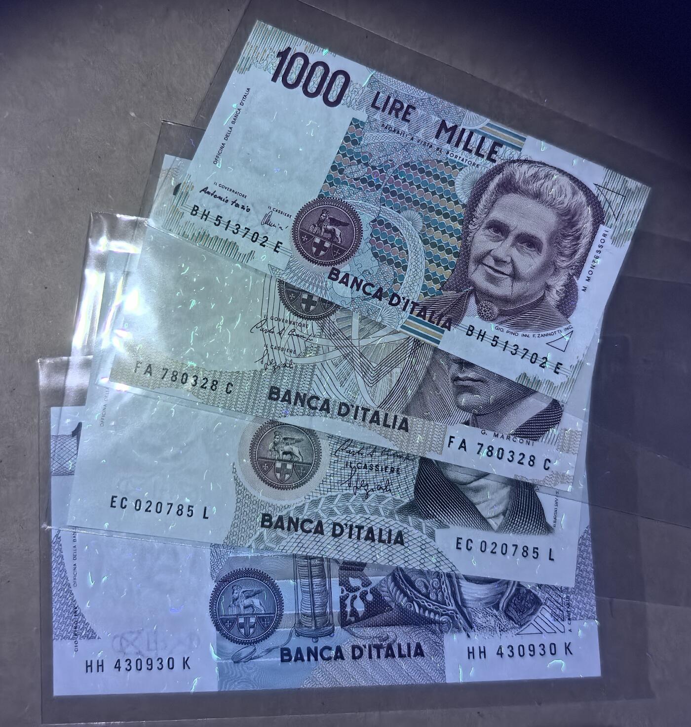 收藏联盟Quantum Auction 第360期拍卖  意大利1984-90年1000到10000里拉 品相全新UNC