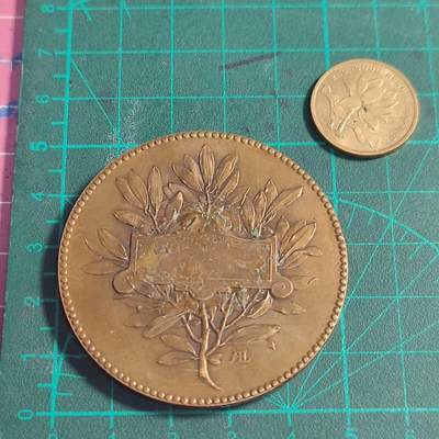 欧洲章牌艺术 周五九点 法国玛丽安娜铜章 边小磕碰，背有些胶残留物