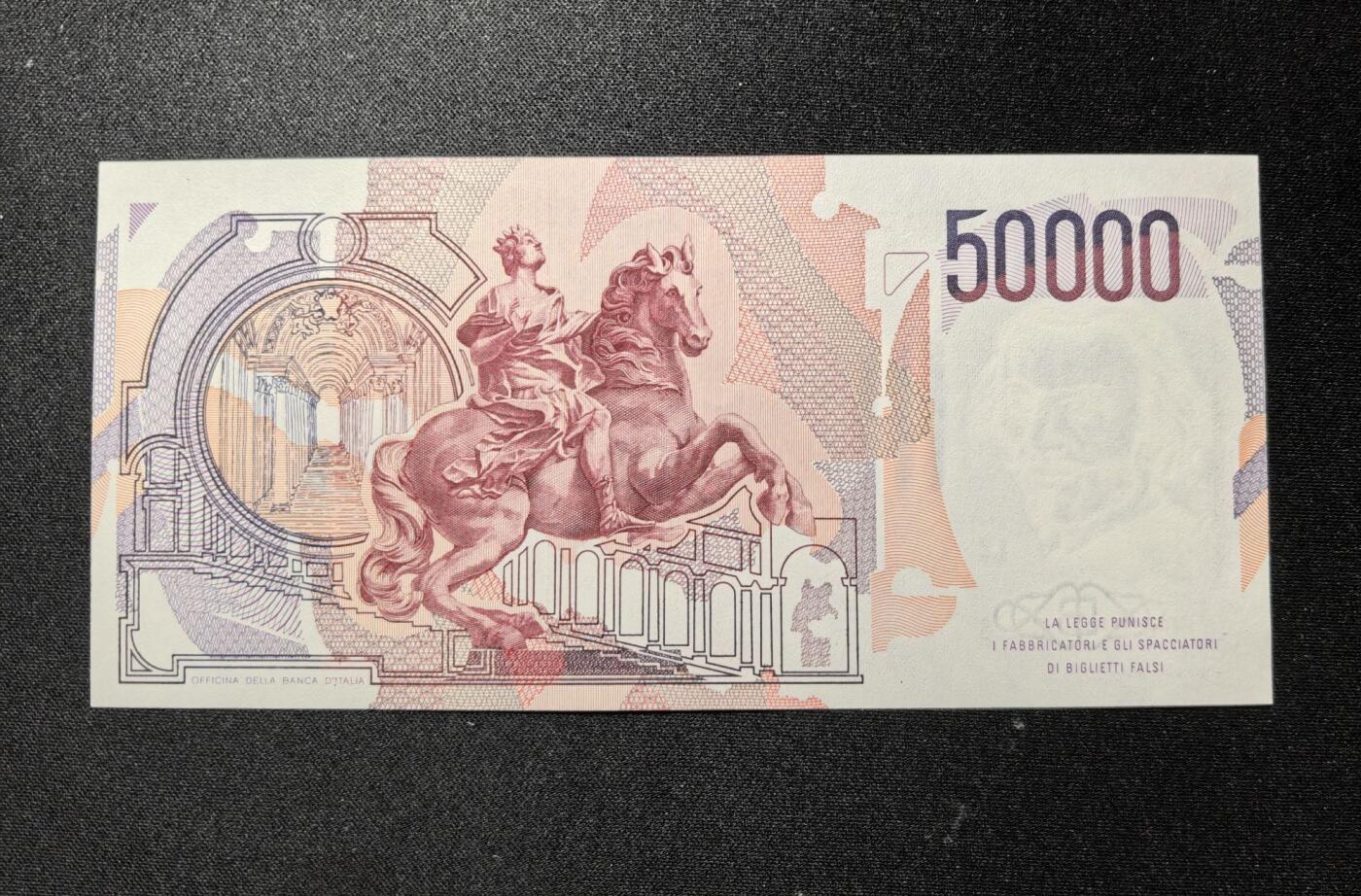 收藏联盟Quantum Auction 第360期拍卖  意大利1984年50000里拉 品相UNC 初版 号码无47尾8