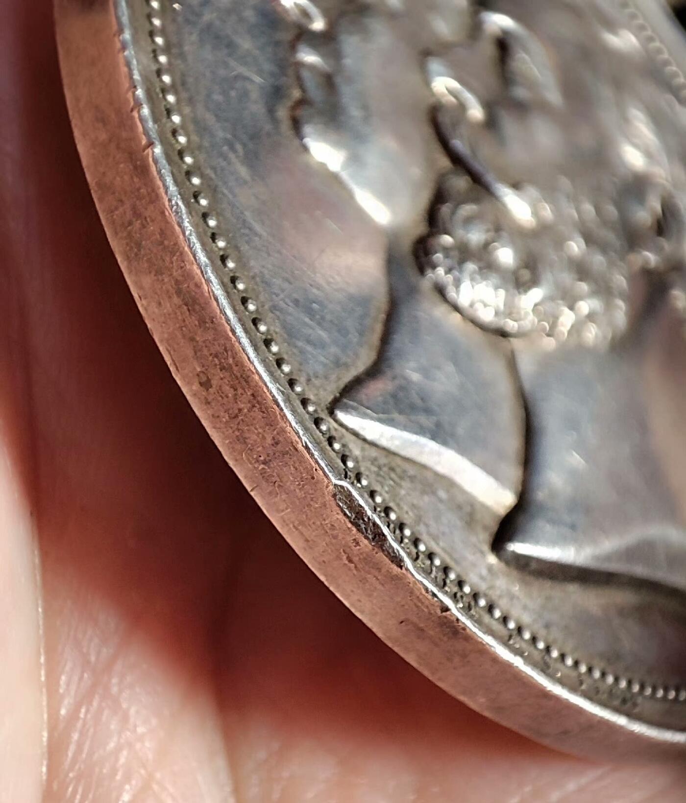 欧洲章牌艺术 周五九点 少见品种1883年德国巴登城市景观大银章