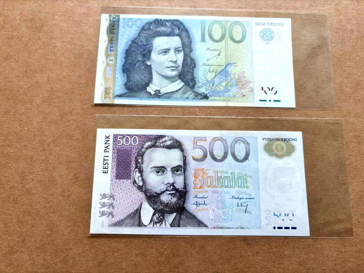 【Blue Auction】✨世界纸币精拍第503期【精】 【一组2张】爱沙尼亚 2000-2007年100-500克朗 UNC/UNC-