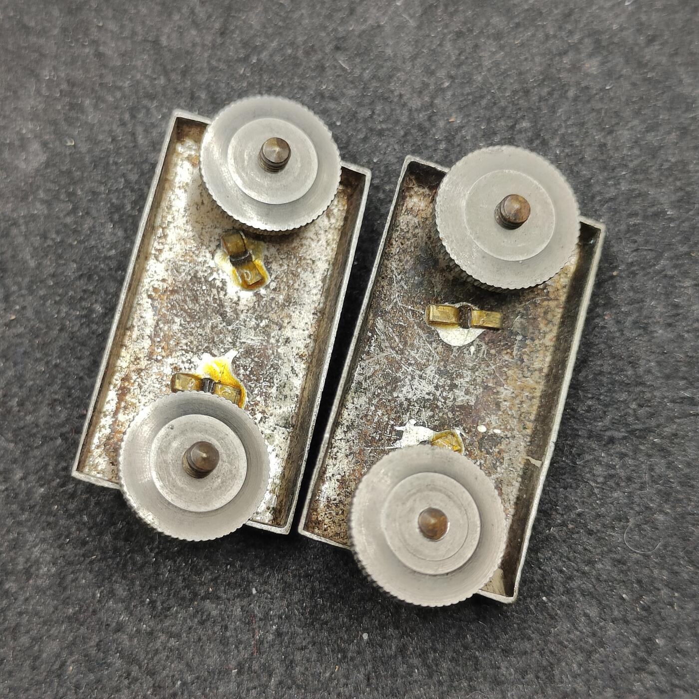 全场0元起拍 第173期 咸鱼国勋章拍卖专场 7月14日（周日）下午6：00开始 日本早期警察领章一对