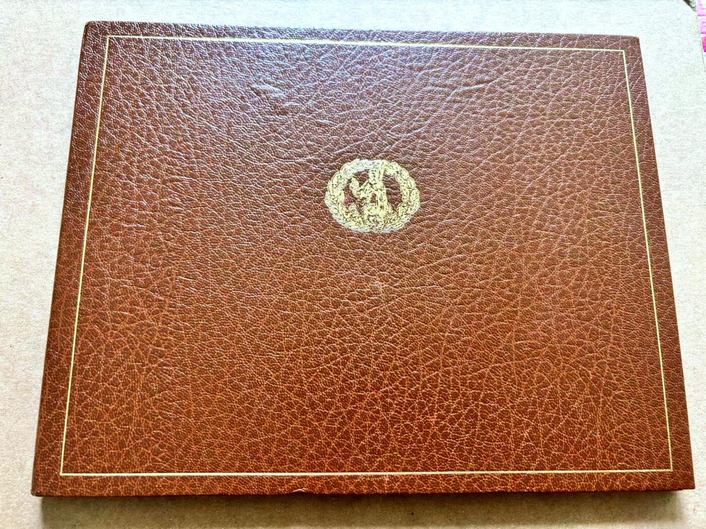 【Blue Auction】✨世界纸币精拍第503期【精】 【原装带册 全同号无47】英国 D序列-E序列10镑 原装品相（轻微瑕疵）含A01首发冠