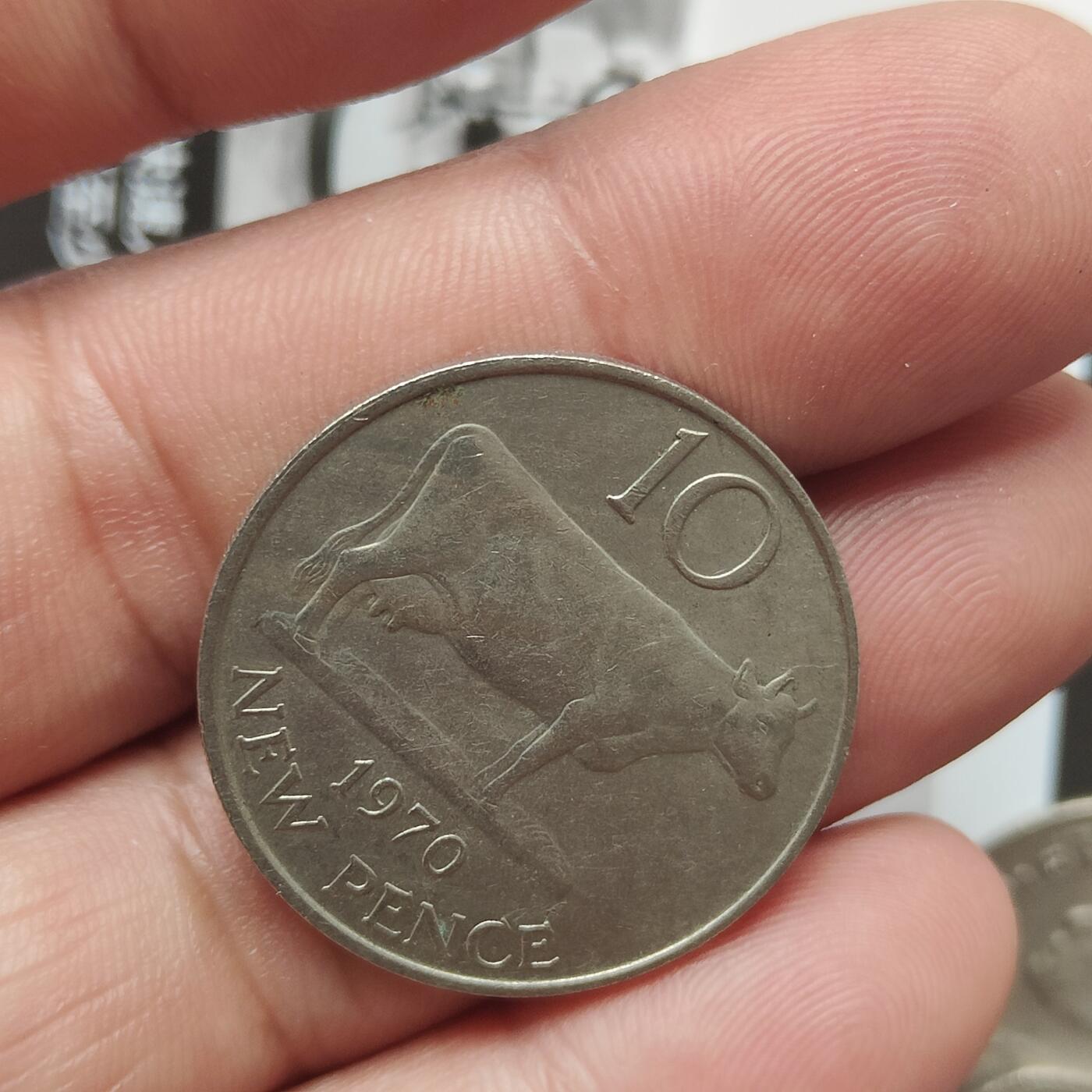 英雄古币捡漏专场第一期无押金可累计捡漏，全场50包邮，偏远地区除外。 耿西岛