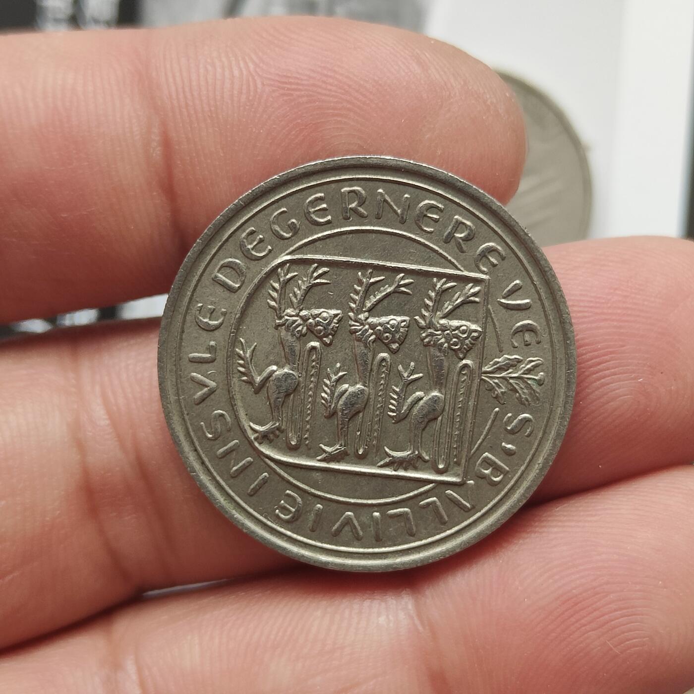 英雄古币捡漏专场第一期无押金可累计捡漏，全场50包邮，偏远地区除外。 耿西岛