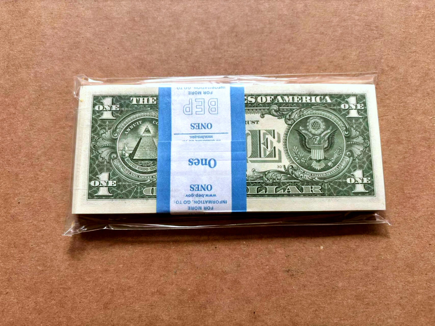 【Blue Auction】✨世界纸币精拍第503期【精】 【整刀 含888豹子号】美国 2021年1美金 全新UNC