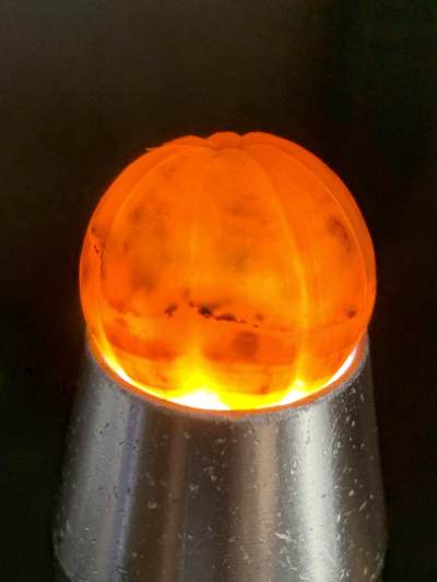 精美亚光缠丝玛瑙雕刻瓜珠一颗， 精美亚光缠丝玛瑙雕刻瓜珠一颗，