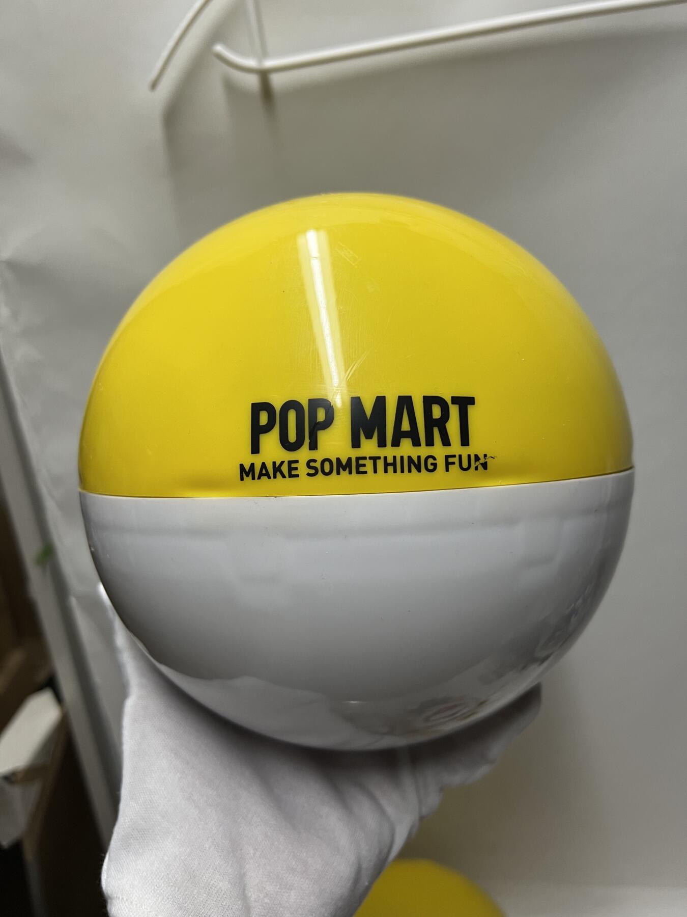 零元拍：Popmart绝版大蛋哈利波特公仔 赫敏和海格各一只 全新未开 卡背带蛋壳齐 两只一起拍！拍下还赠猫头鹰和小虎头公仔两只。