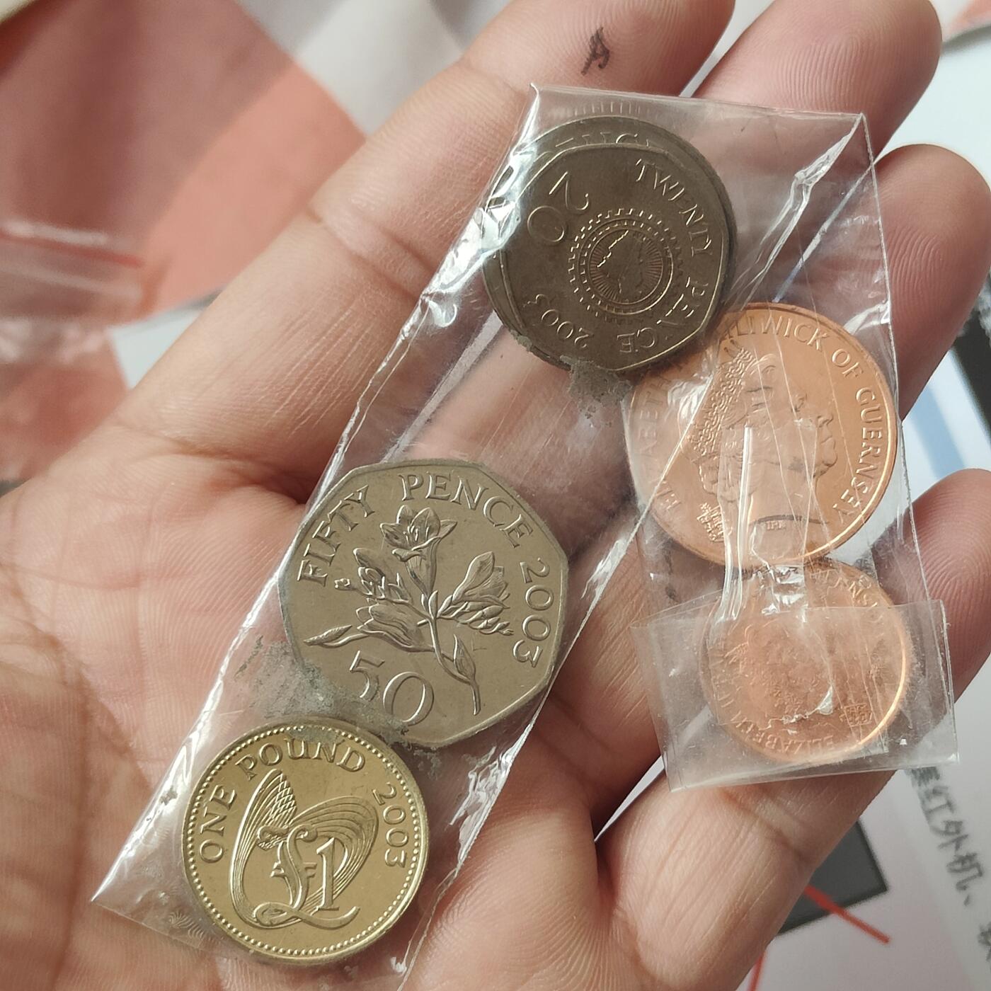 英雄古币捡漏专场第一期无押金可累计捡漏，全场50包邮，偏远地区除外。 更西岛一套元光币。