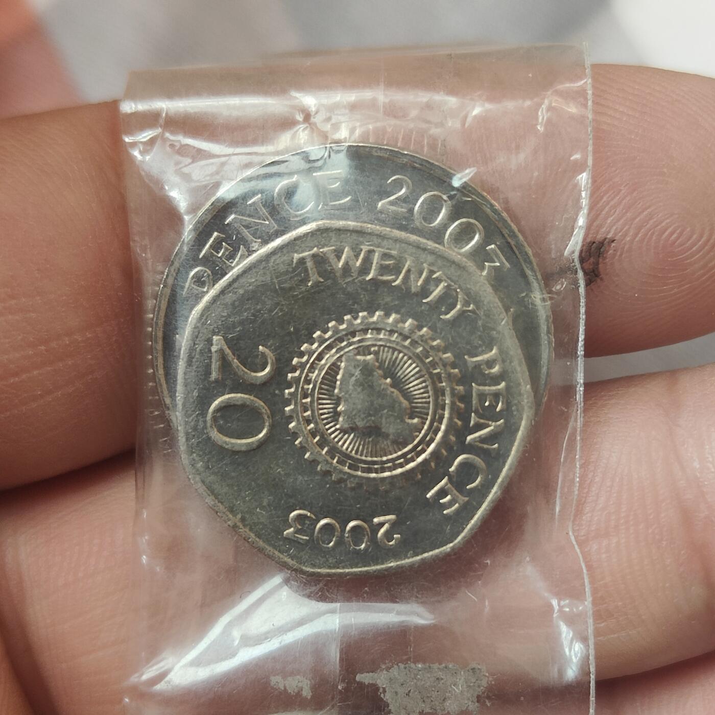 英雄古币捡漏专场第一期无押金可累计捡漏，全场50包邮，偏远地区除外。 更西岛一套元光币。